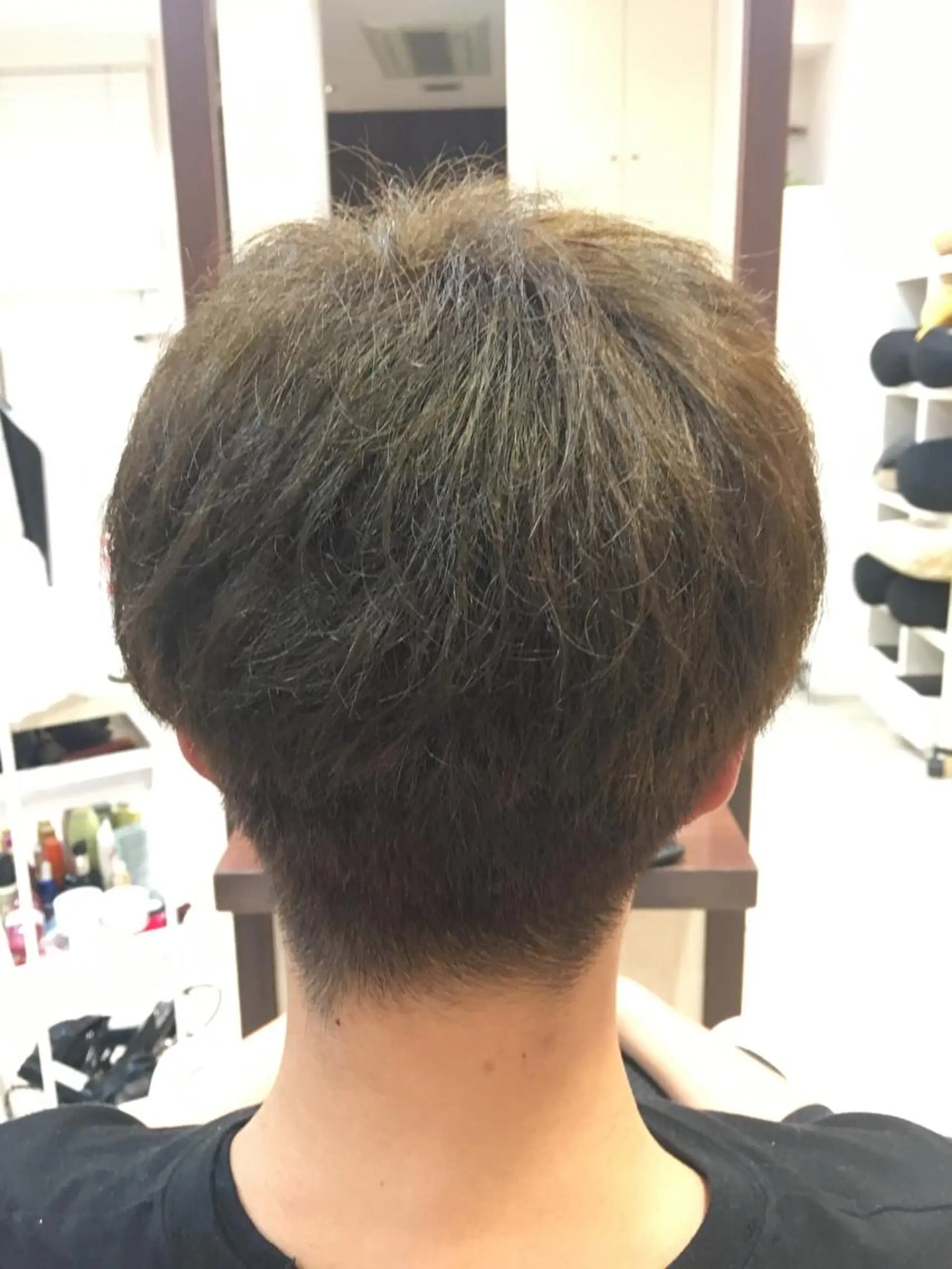 ショート カラー メンズ メンズブリーチ ブリーチ 髪質改善・ストレート ‪✂︎‬東 大珠✂︎のヘアスタイル