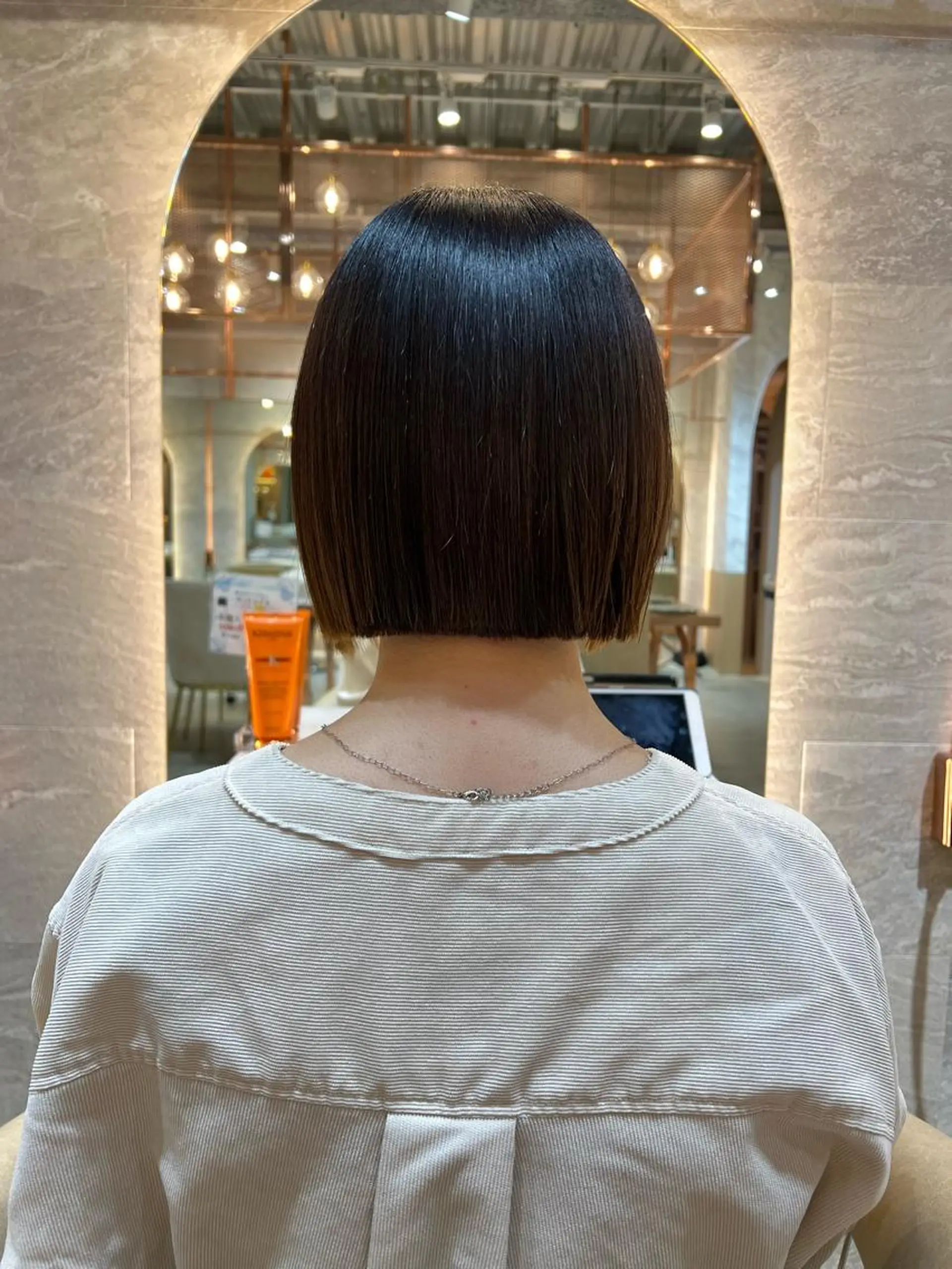 ショート カラー ボブ/巻ける縮毛矯正 /韓国レイヤーはなのヘアスタイル