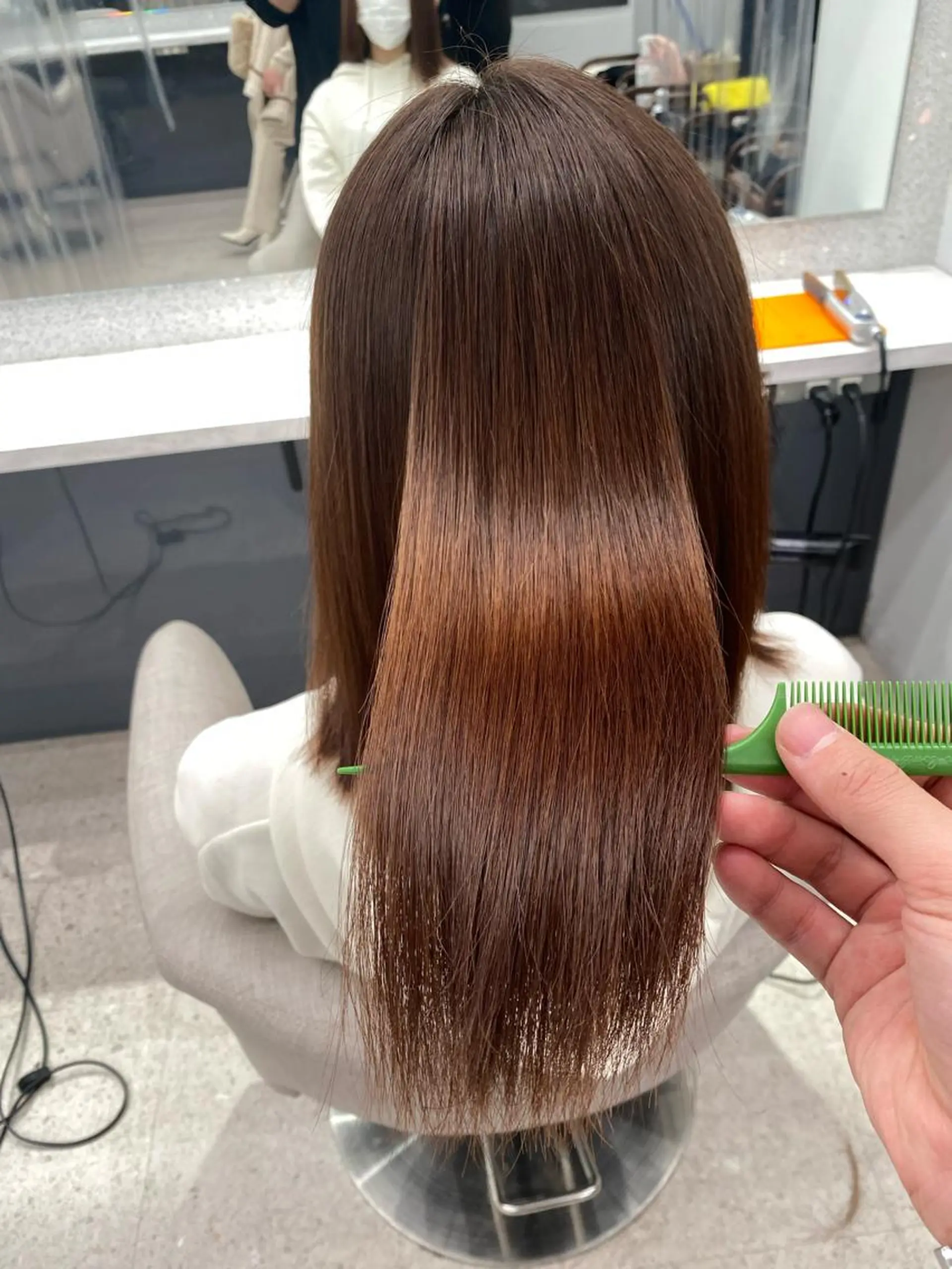 ミディアム パーマ 京都レイヤーカット/ 縮毛矯正/羽柴りくのマツエク・マツパデザイン