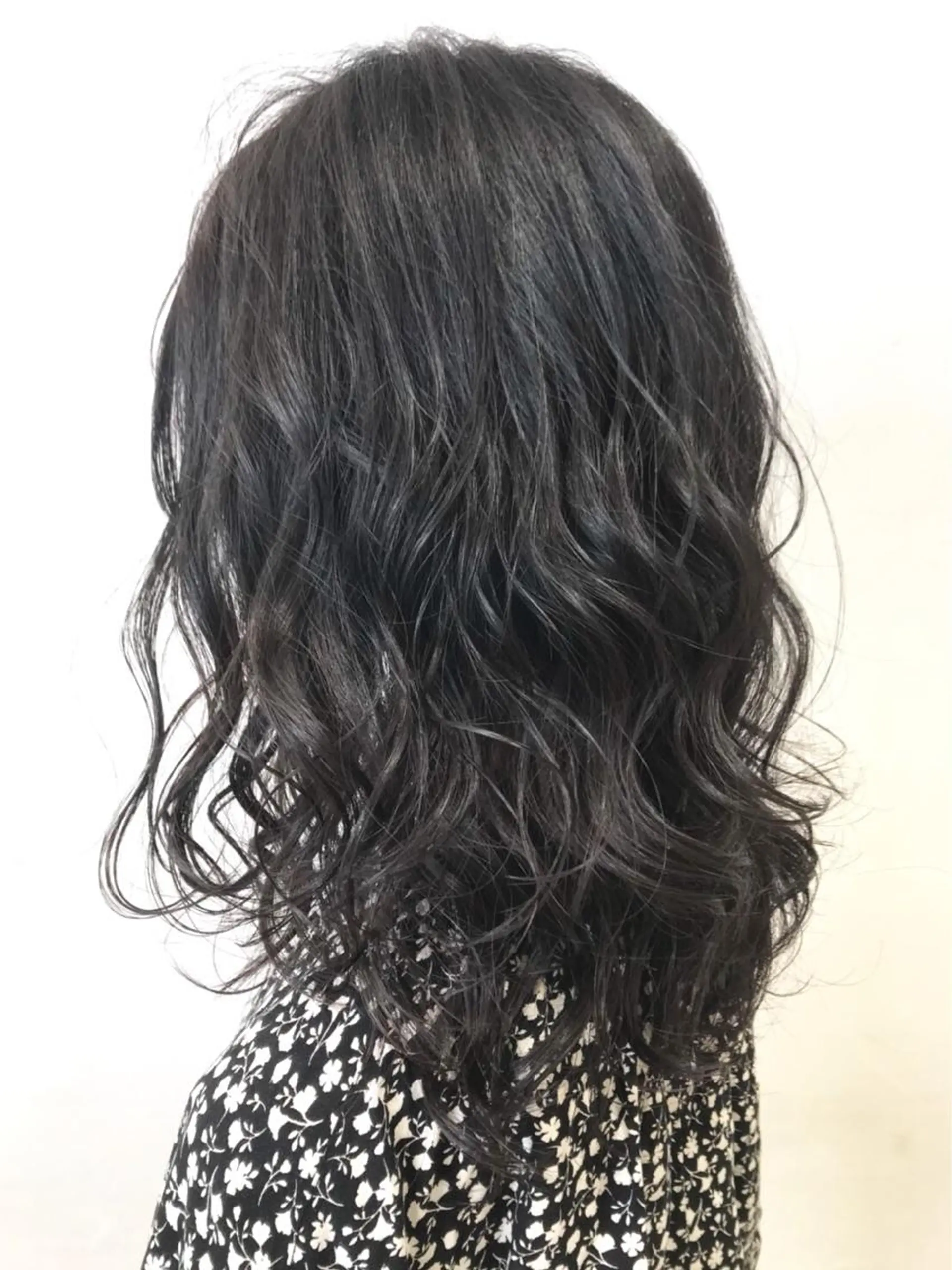 セミロング 日野・八王子縮毛矯正 ワタナベリョウマのヘアスタイル