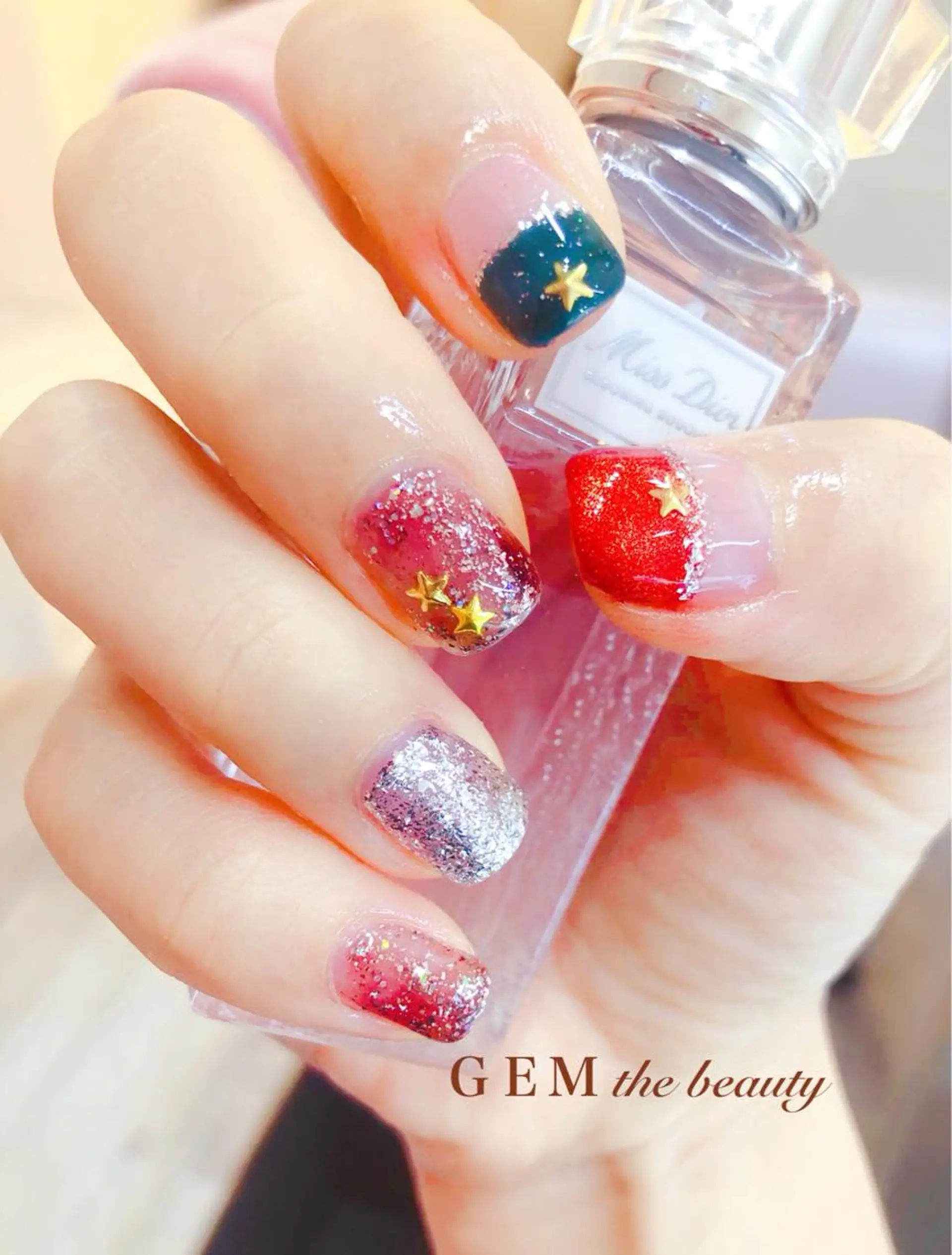ネイル ジェルネイル 持ち込み GEM  the beautyのマツエク・マツパデザイン