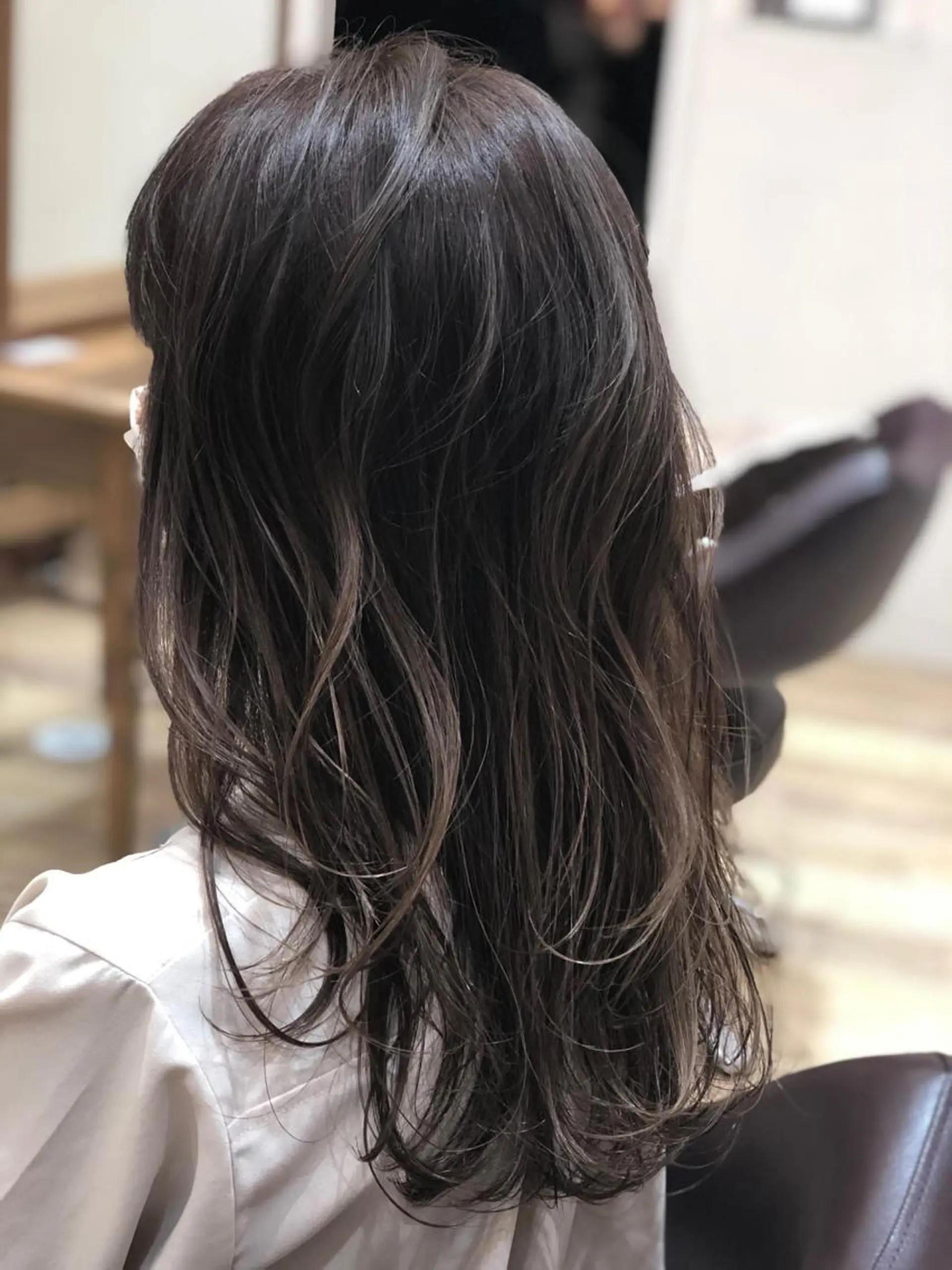 セミロング カラー 🍀褒められヘア🍀 松尾舜のヘアスタイル