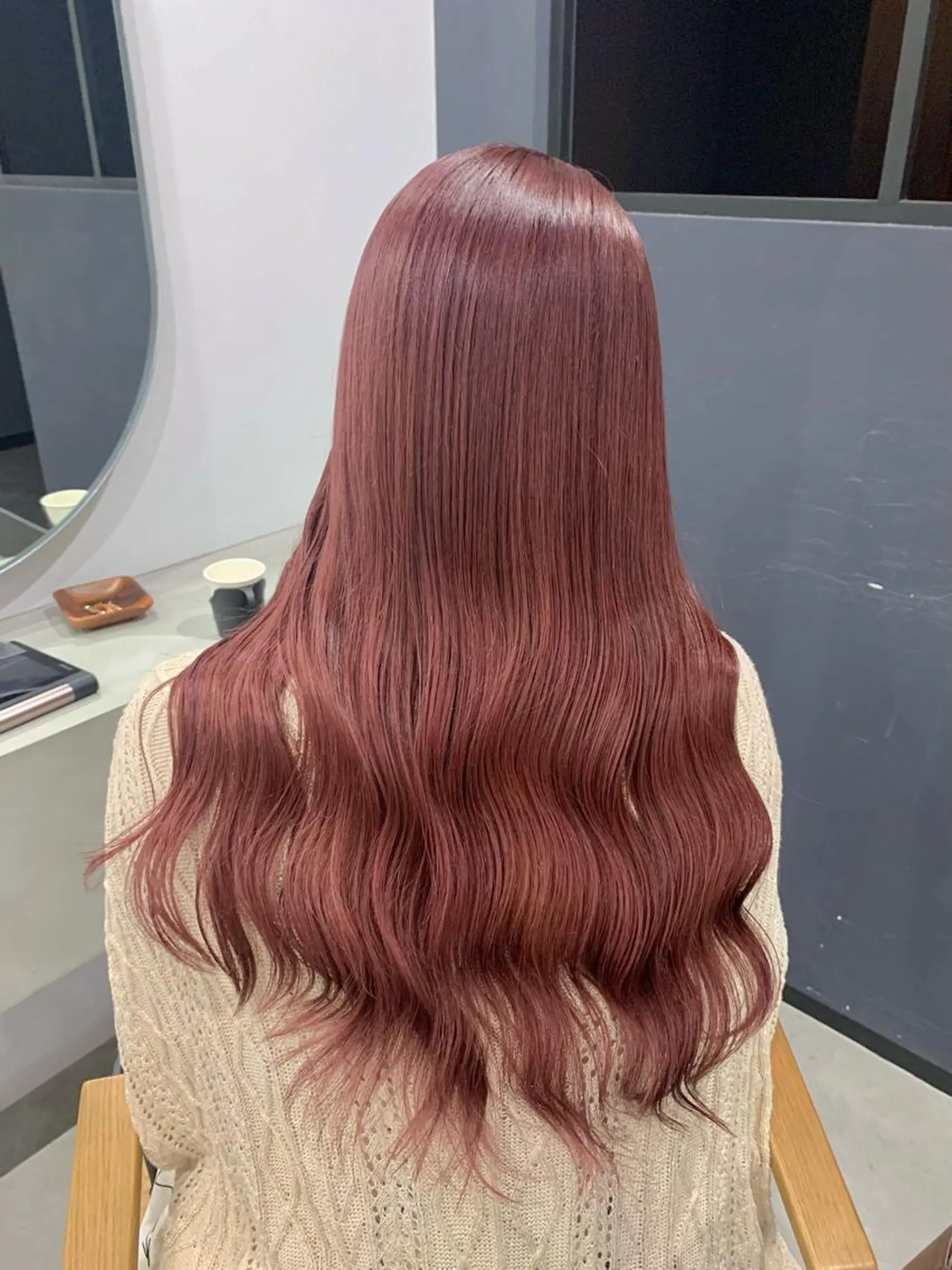 ロング カラー ブラウンカラー ピンクカラー ピンクブラウン ヘアカラー トリートメント traceby8所属・traceby8 小濱彰太のヘアスタイル