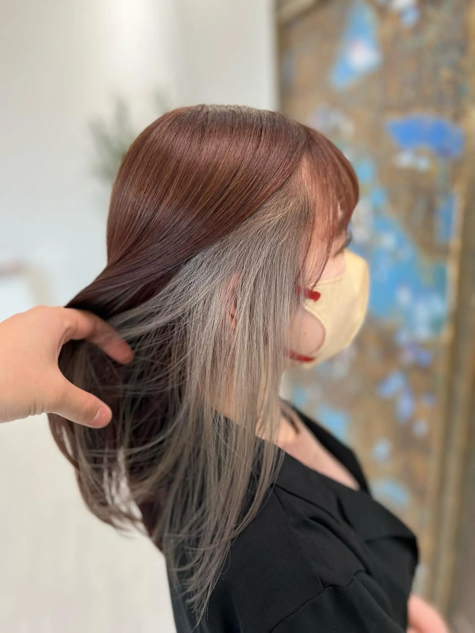 ミディアム カラー ベージュカラー インナーカラー ホワイトベージュ Salon de Qualia(サロンドクオリア)所属・Salon de Qualia杉下　涼のヘアスタイル