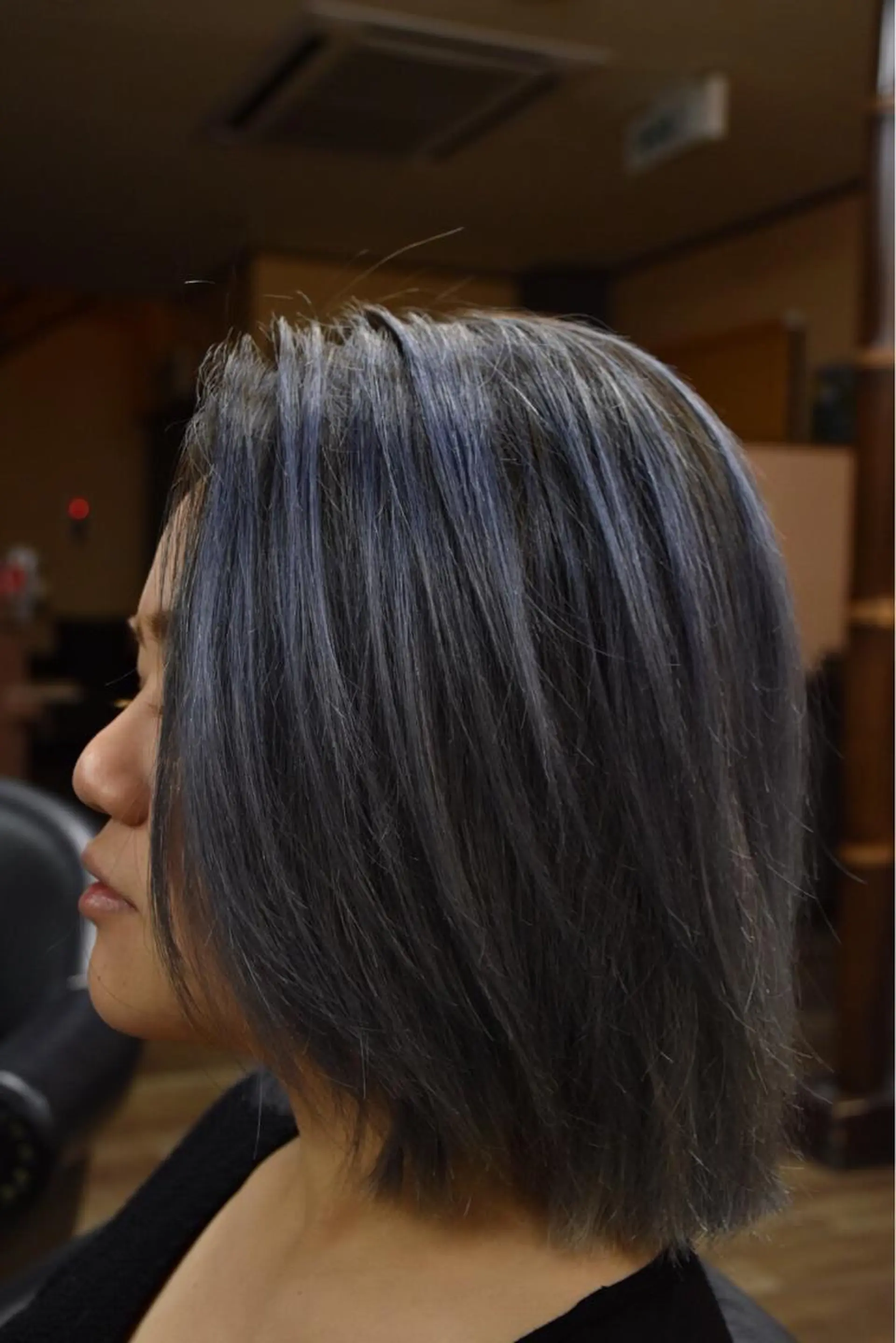 ミディアム カラー ブリーチ ブルーカラー 4-rest garden （フォーレストガーデン）所属・金井 直樹のヘアスタイル