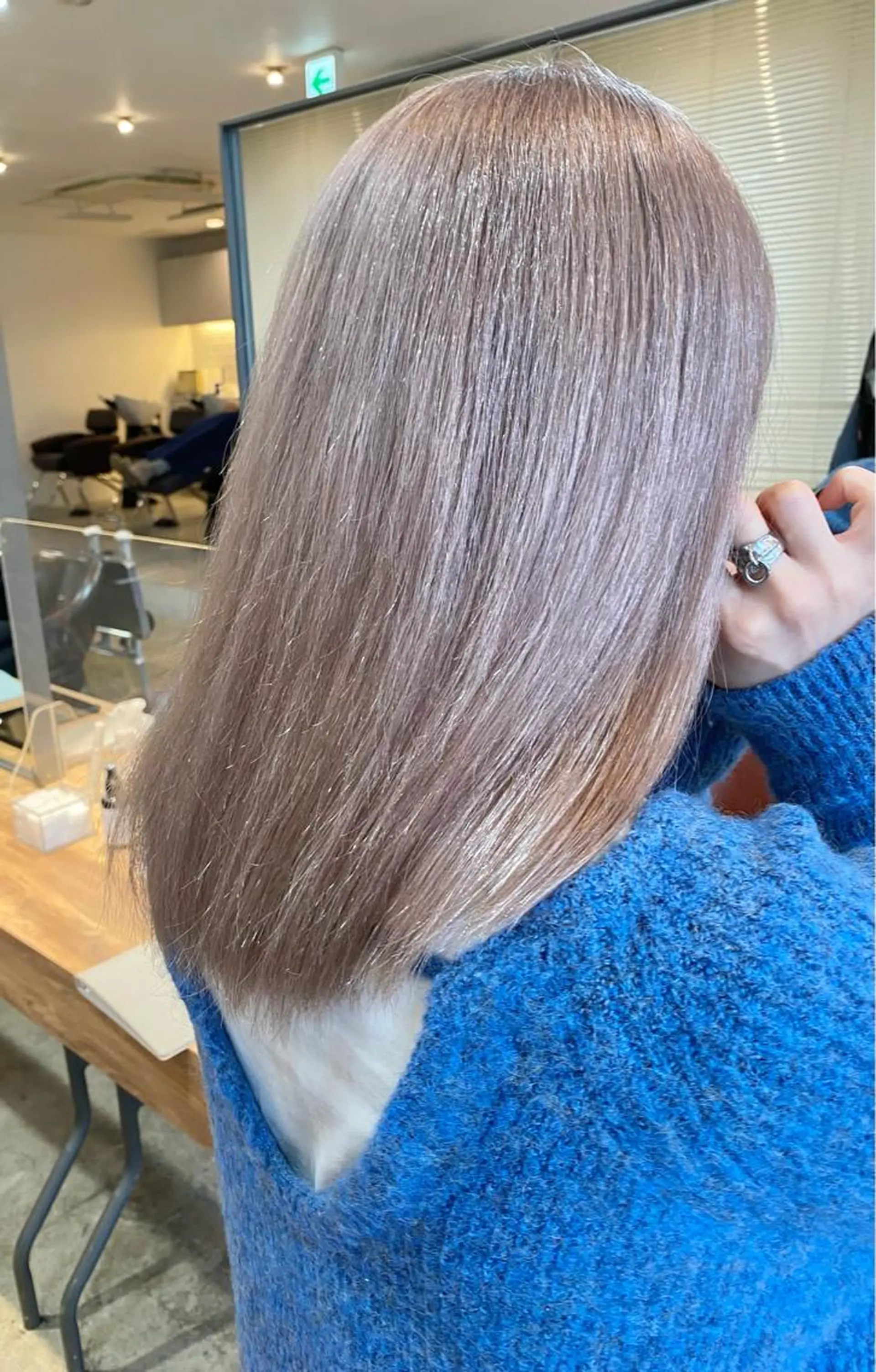 ロング カラー グレージュ カット ヘアカラー 聖斗 /ハイトーン/パーマのヘアスタイル