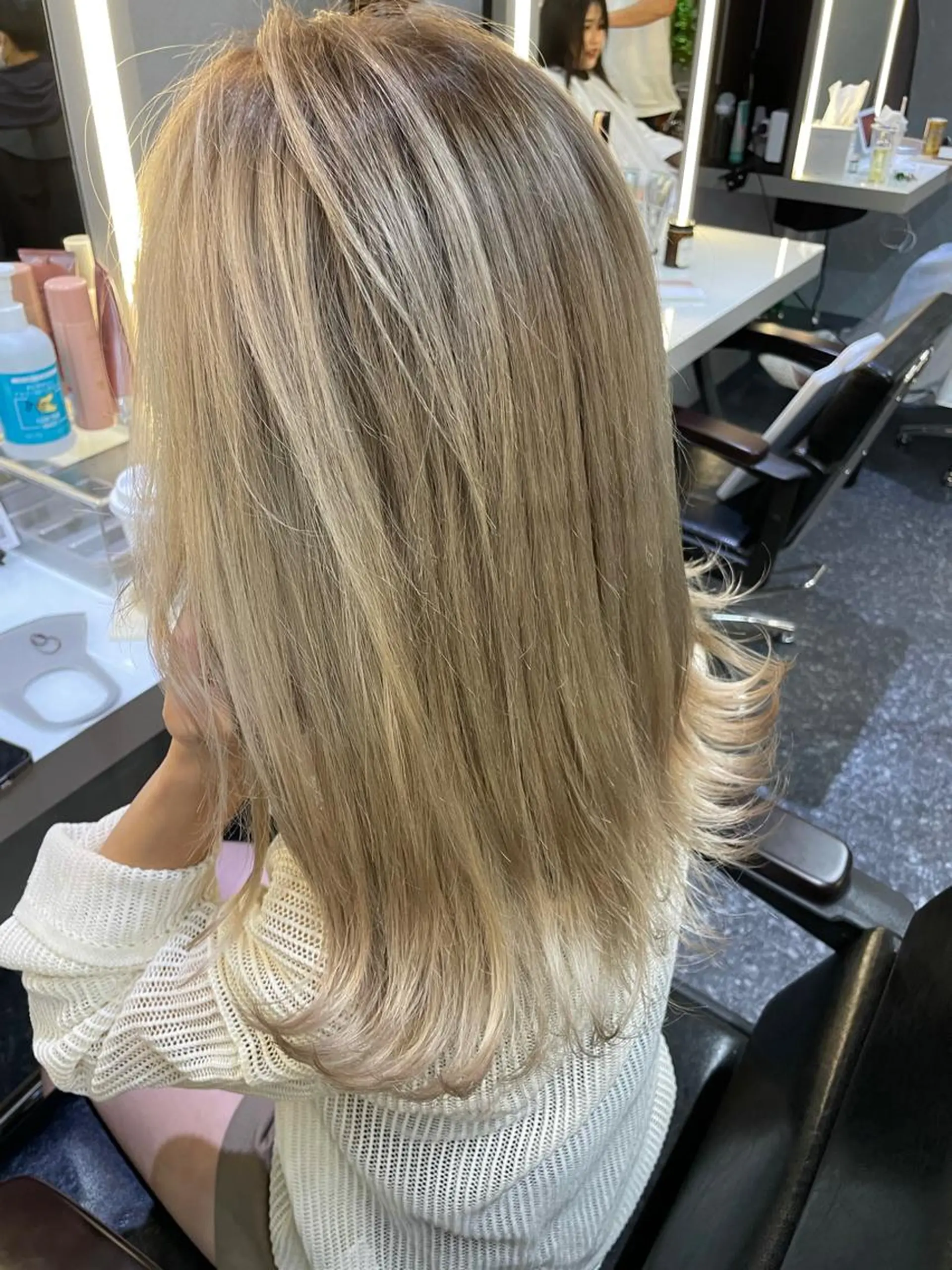 セミロング ヘアカラー トリートメント hair salon Lihina所属・韓国ヘア🇰🇷 佐藤史奈のヘアスタイル