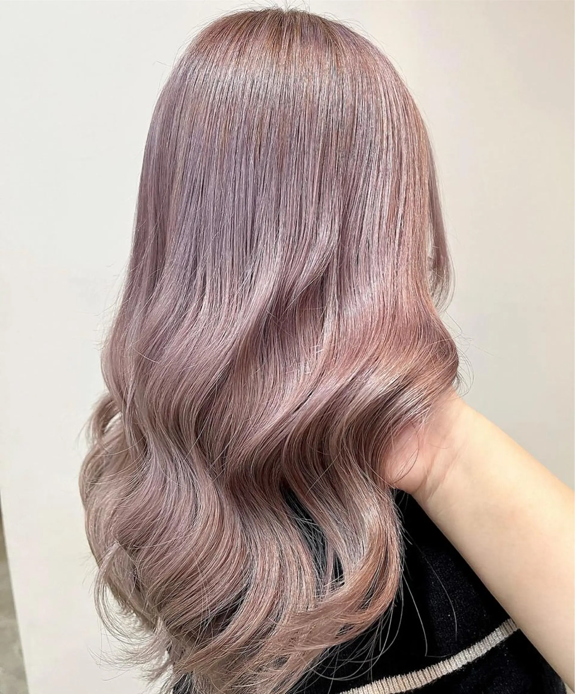 セミロング カラー パーマ W_SALON ［触れたくなる艶髪］のヘアスタイル
