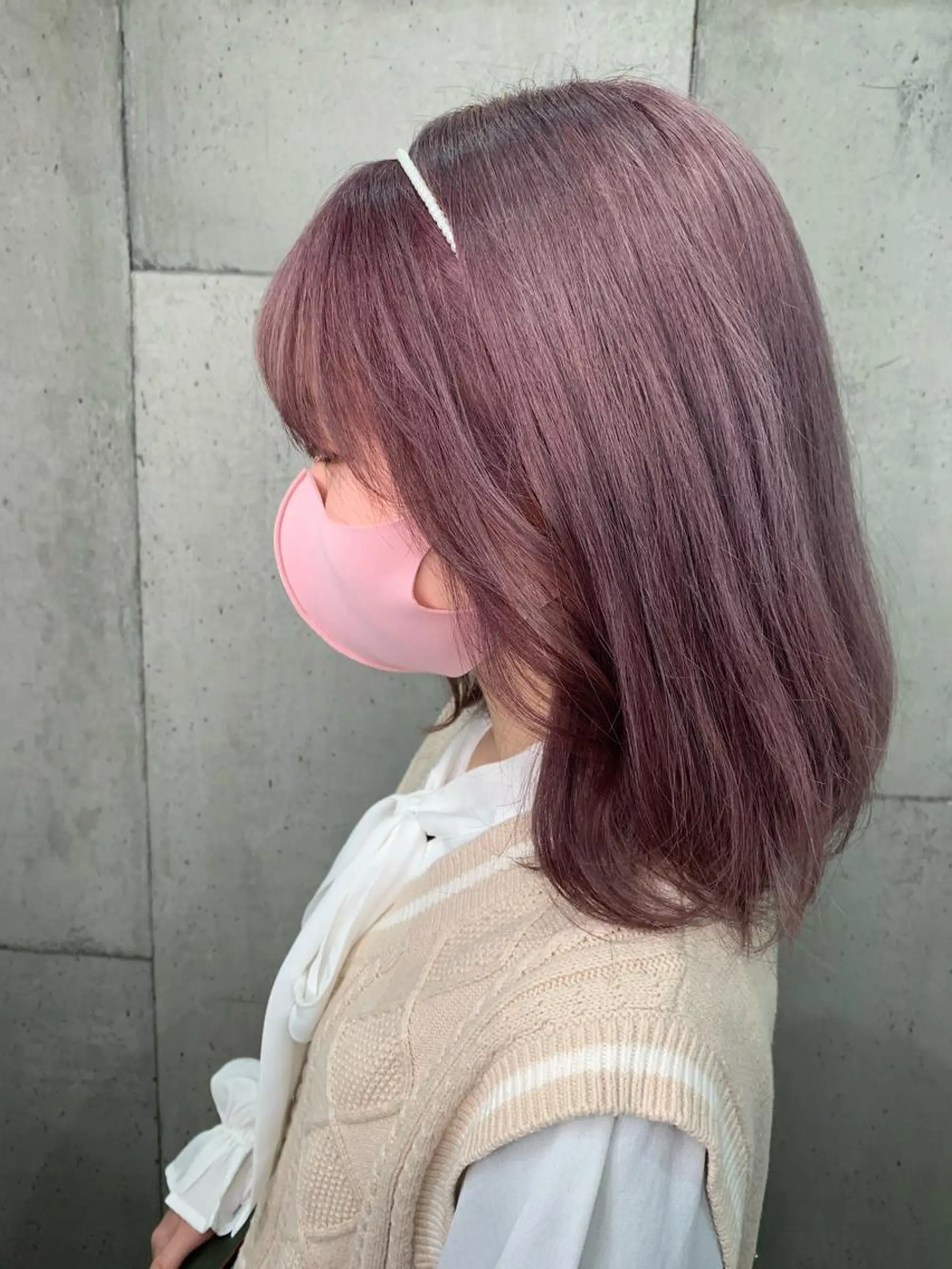 ミディアム 大内 志穂のヘアスタイル