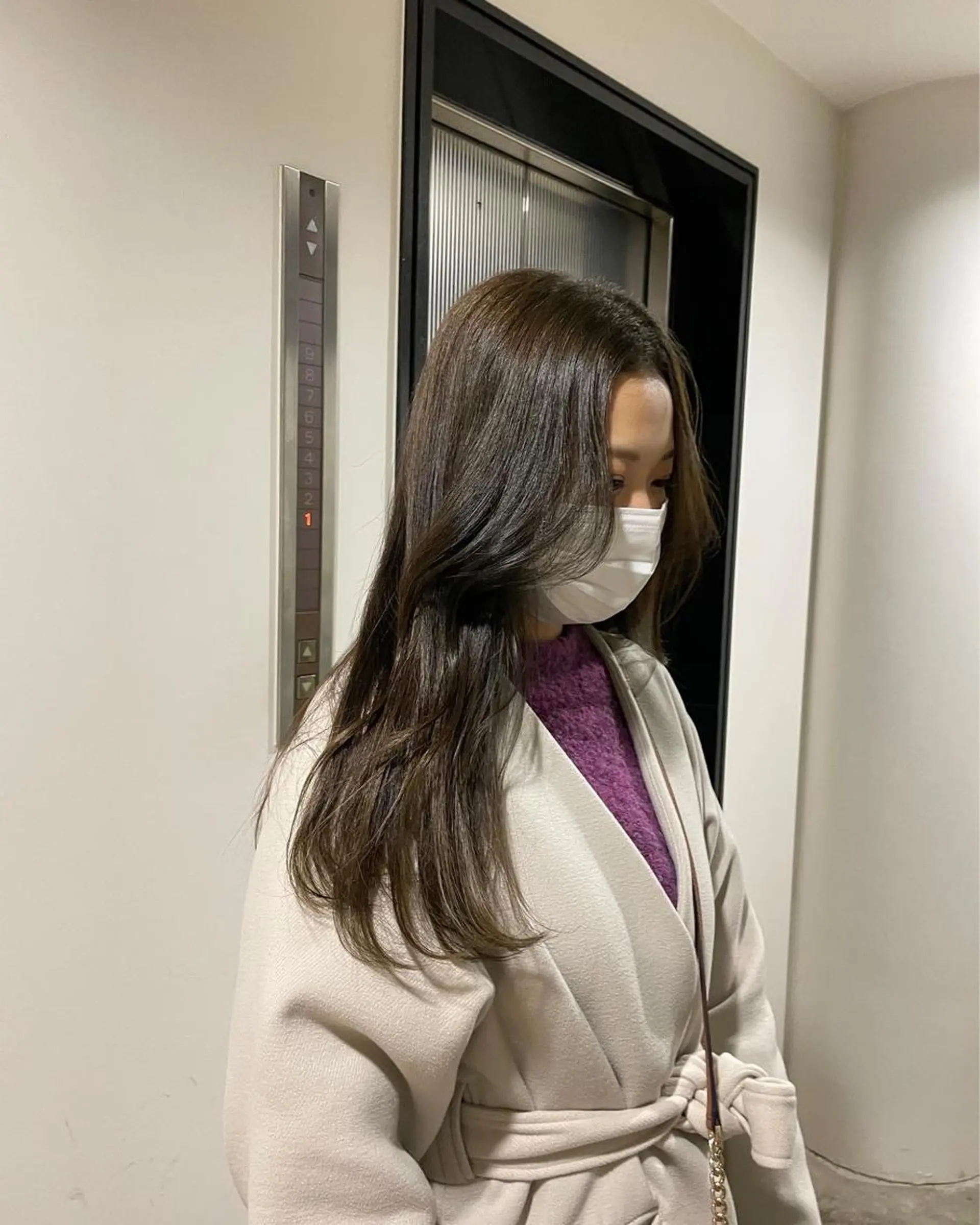 ロング カラー ベージュカラー ブリーチ 透明感カラー ブリーチなしカラー hina／似合わせ color／髪質改善のヘアスタイル