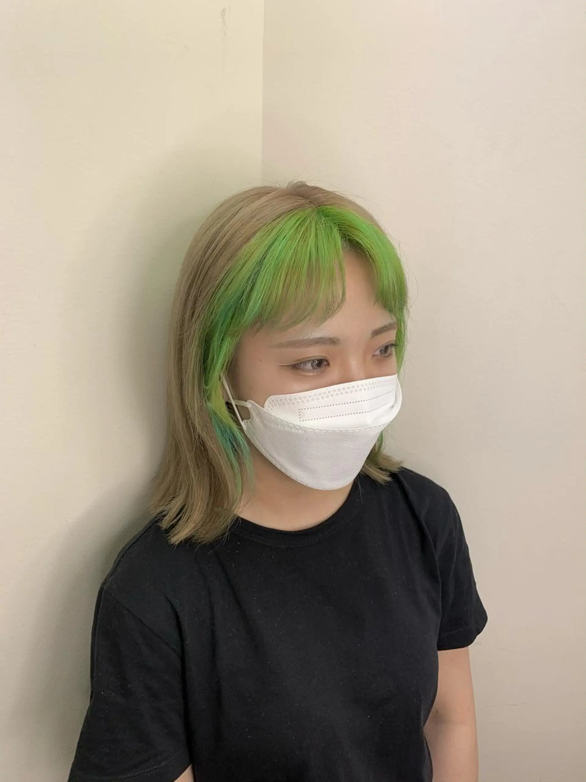 ミディアム カラー デザインカラー 桃果 momokaのヘアスタイル