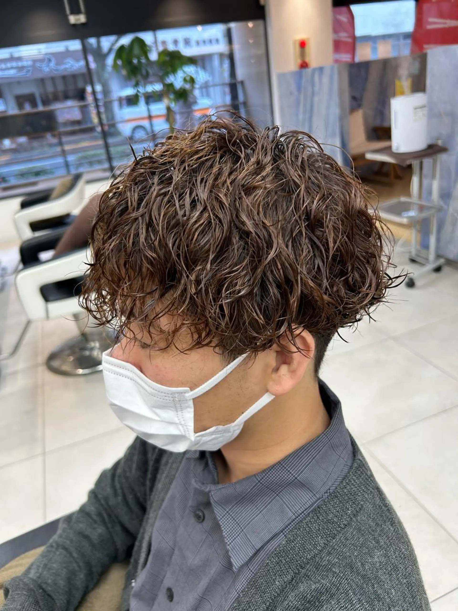 パーマ メンズ メンズブリーチ フェードカット メンズパーマ 学生（メンズ向け） スキンフェード L PLACE所属・L PLACE 丸山一希のヘアスタイル