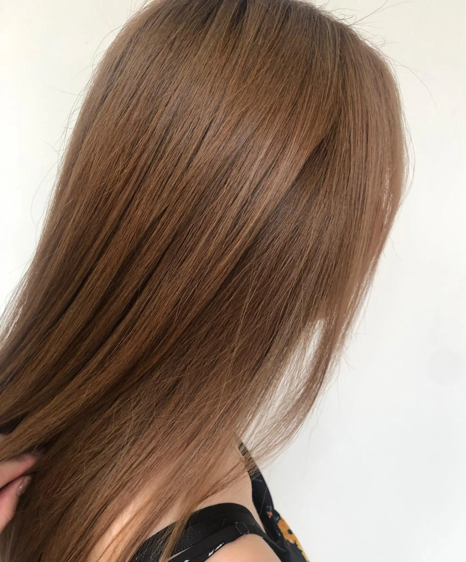 ロング カラー アッシュ ベージュカラー ブリーチ ハイライトカラー ハイトーンカラー シールエクステ/ 髪質改善💐yuuのヘアスタイル