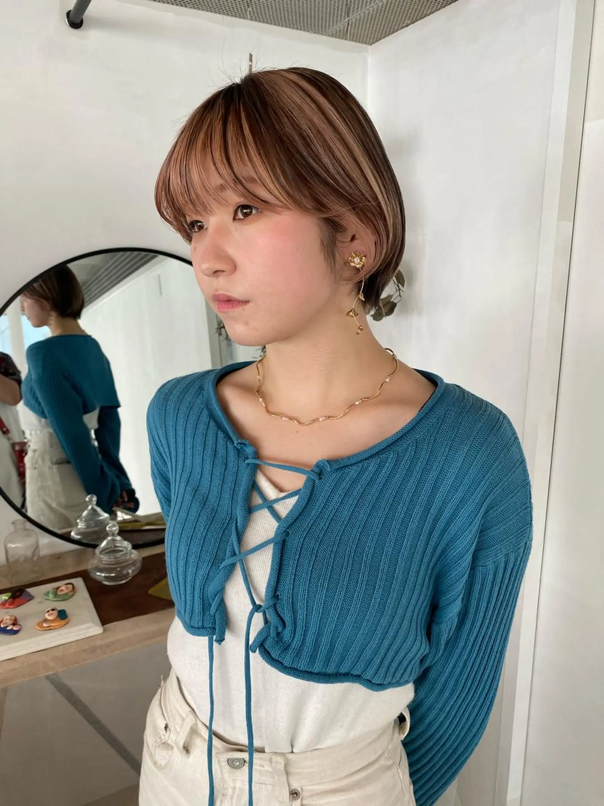 ショート カラー 🌻名古屋🌻 🫧ハイトーン🫧のヘアスタイル