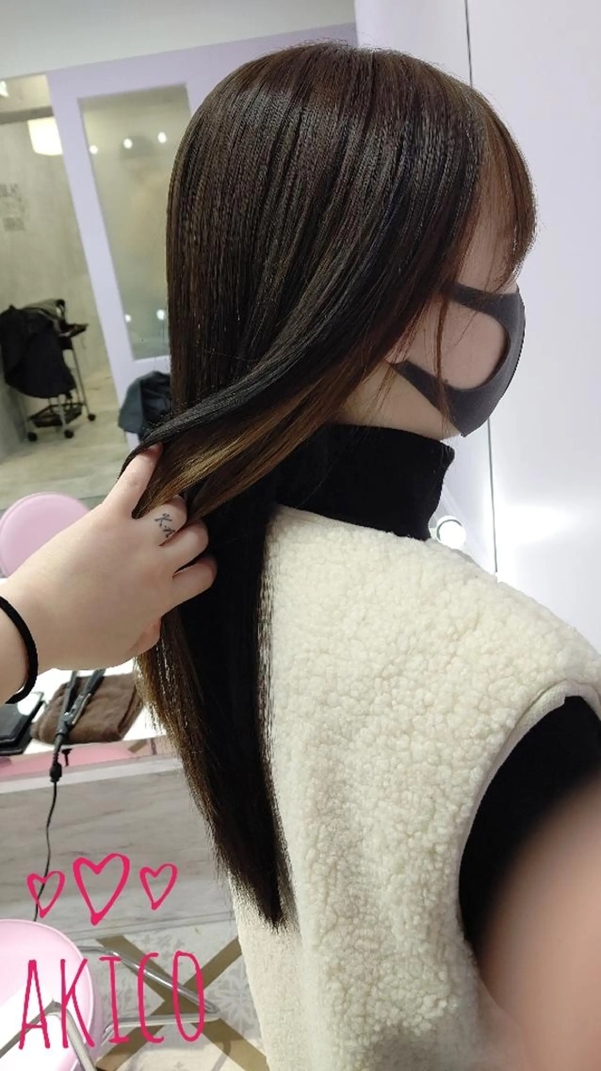 ロング カラー ミストバング  フェイスフレーミング エクステ LUXBE GALLERY なんば駅前店所属・ラックスビーギャラリ ー AKICOのヘアスタイル