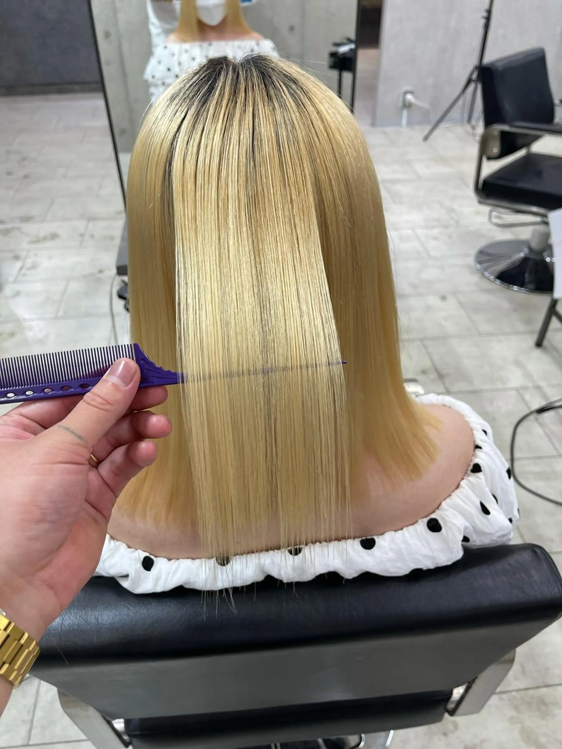 ミディアム カラー 酸性ストレート Kvell&Co.所属・ハイトーン カラーのヘアスタイル