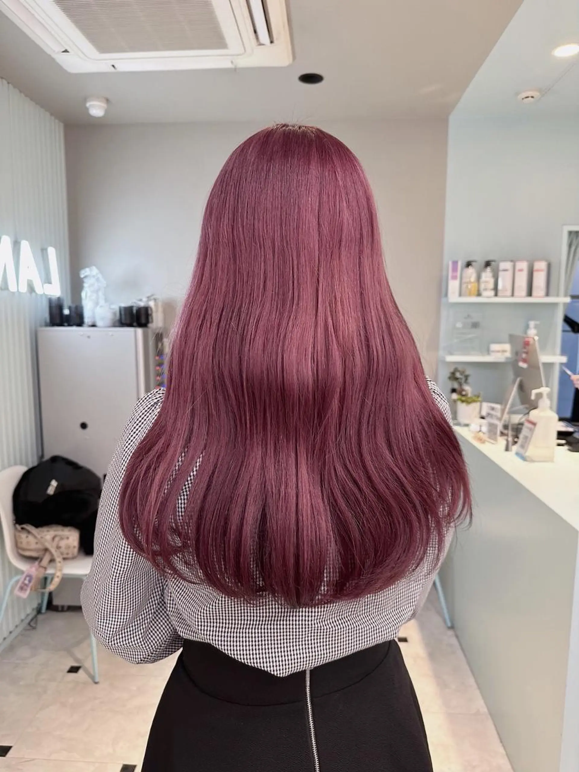 カラー セミロング ヘアカラー ハイトーンブロンド 横浜💞ミオのヘアスタイル