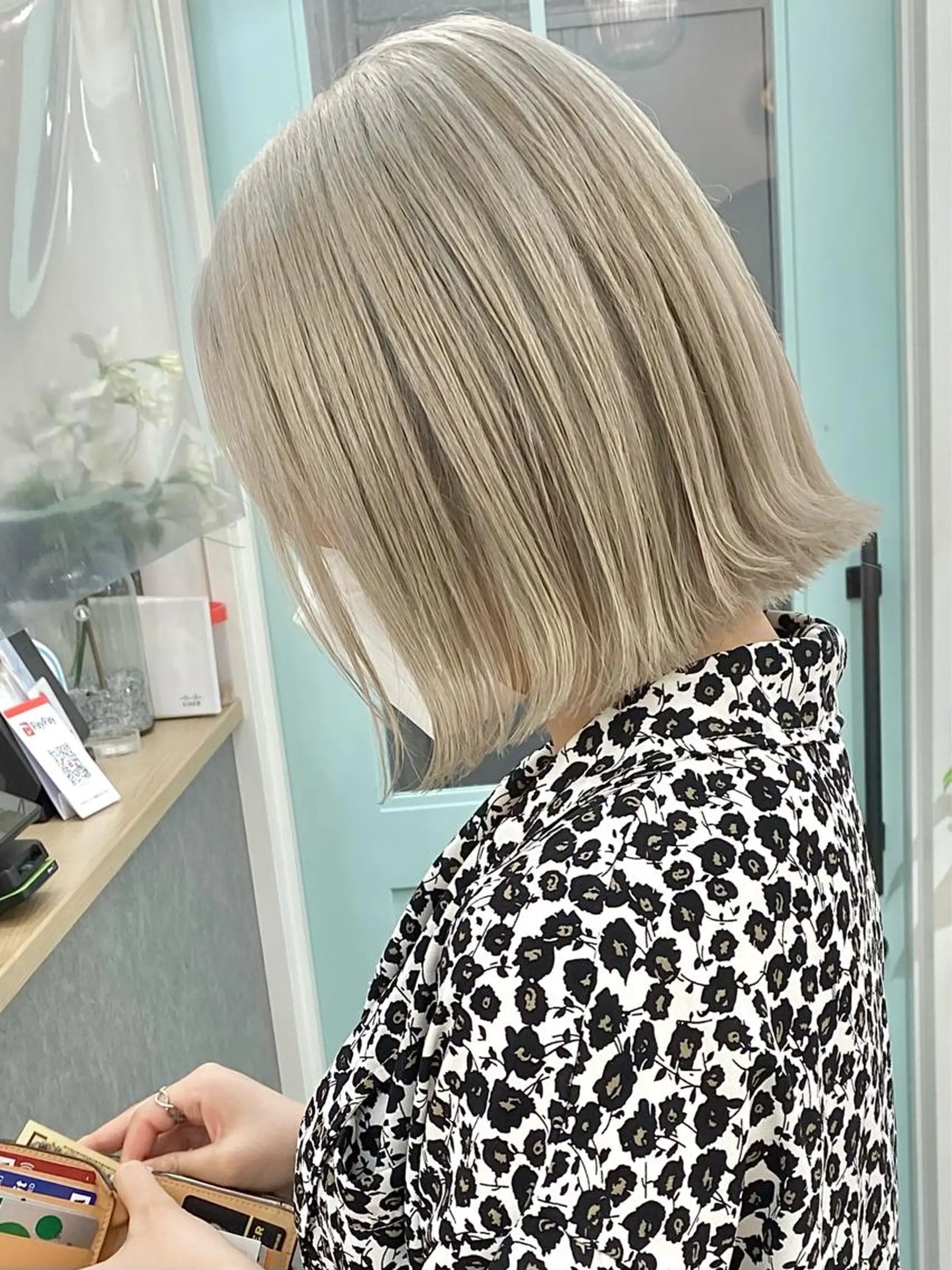 セミロング カラー ベージュカラー ホワイトベージュ カット ヘアセット 💘カラー特化美容師 尾崎拓己のヘアスタイル