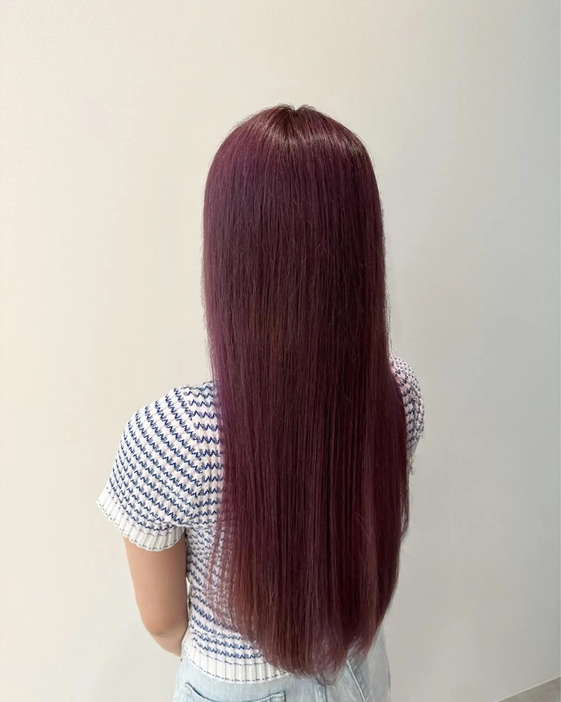 ロング カラー Aura所属・丸山 心 / 艶カラーのヘアスタイル