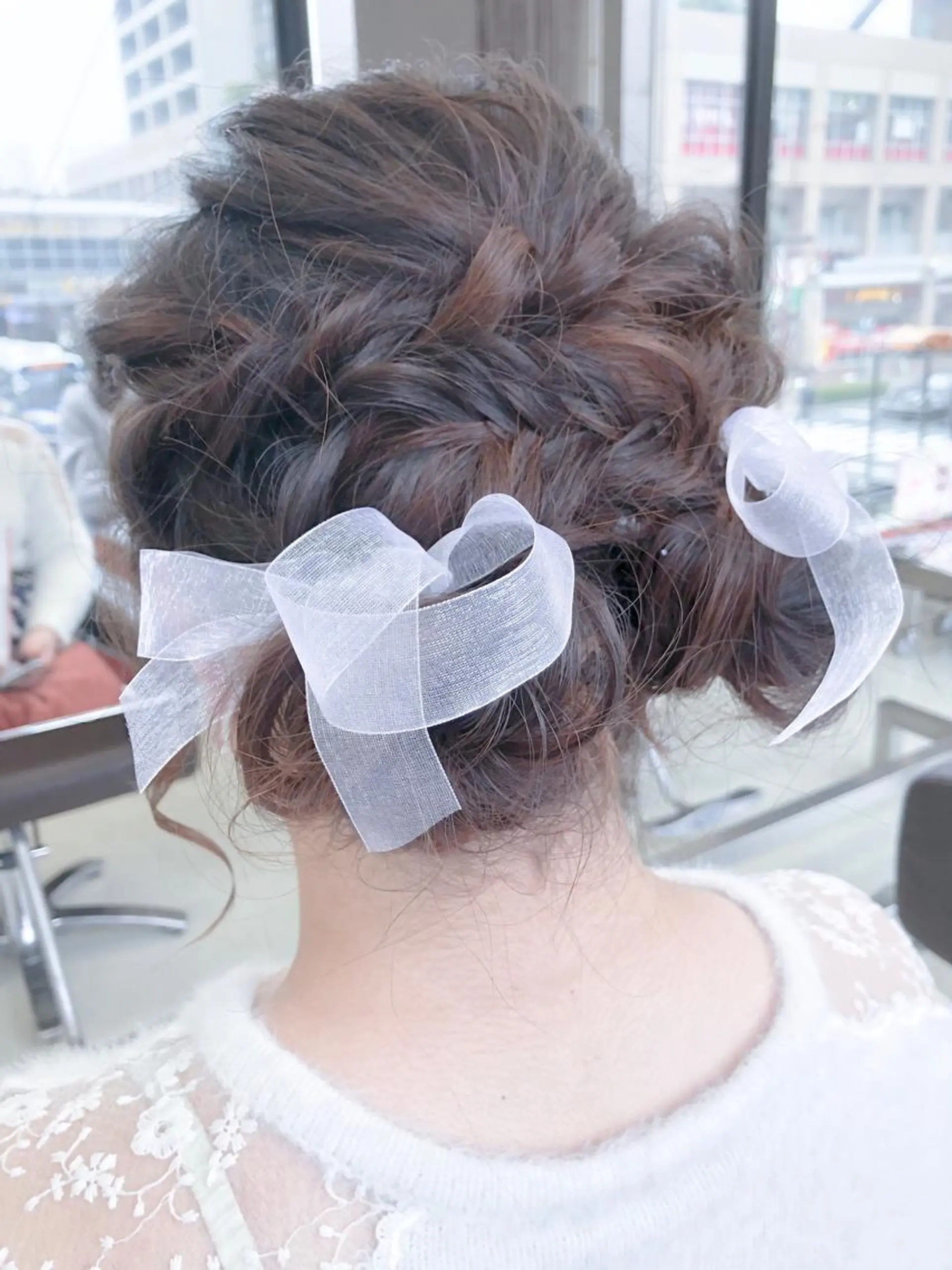 ロング ヘアアレンジ お団子ヘア un所属・un 溝の口 伊豆本のマツエク・マツパデザイン