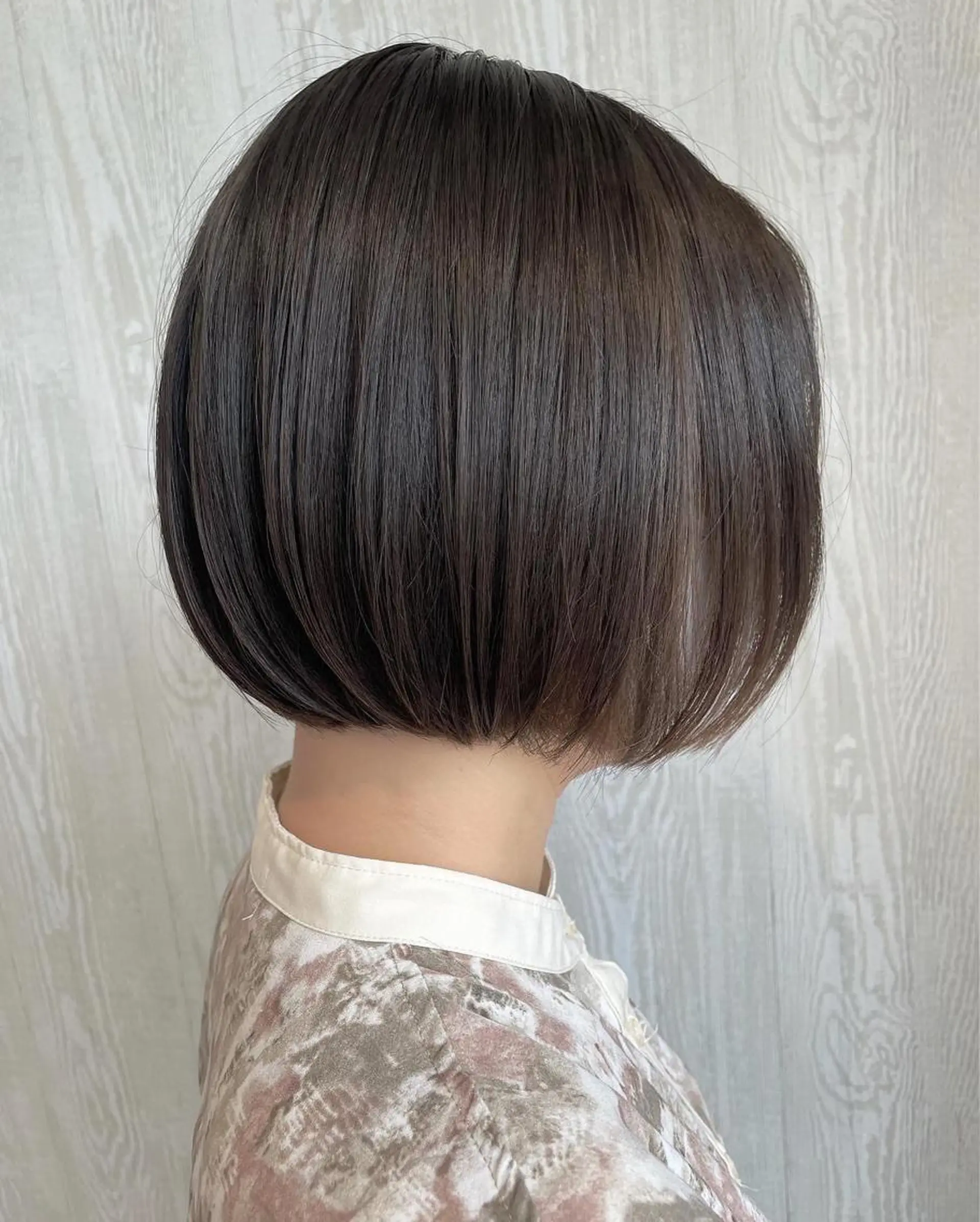 ショート カラー アッシュ 透明感カラー ボブ 外国人風カラー レイヤーカット カット ヘアカラー トリートメント 河合秀明/ハイライト /インナーカラーのヘアスタイル