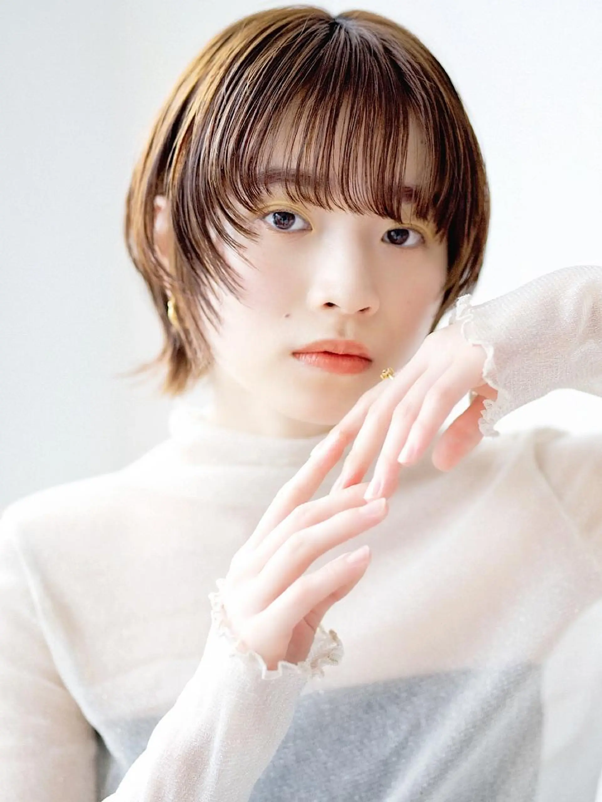 ショート 切りっぱなしボブ ショートボブ ボブ ハイライト シースルーバング バレイヤージュ茅ヶ崎 オオタ カズキのヘアスタイル