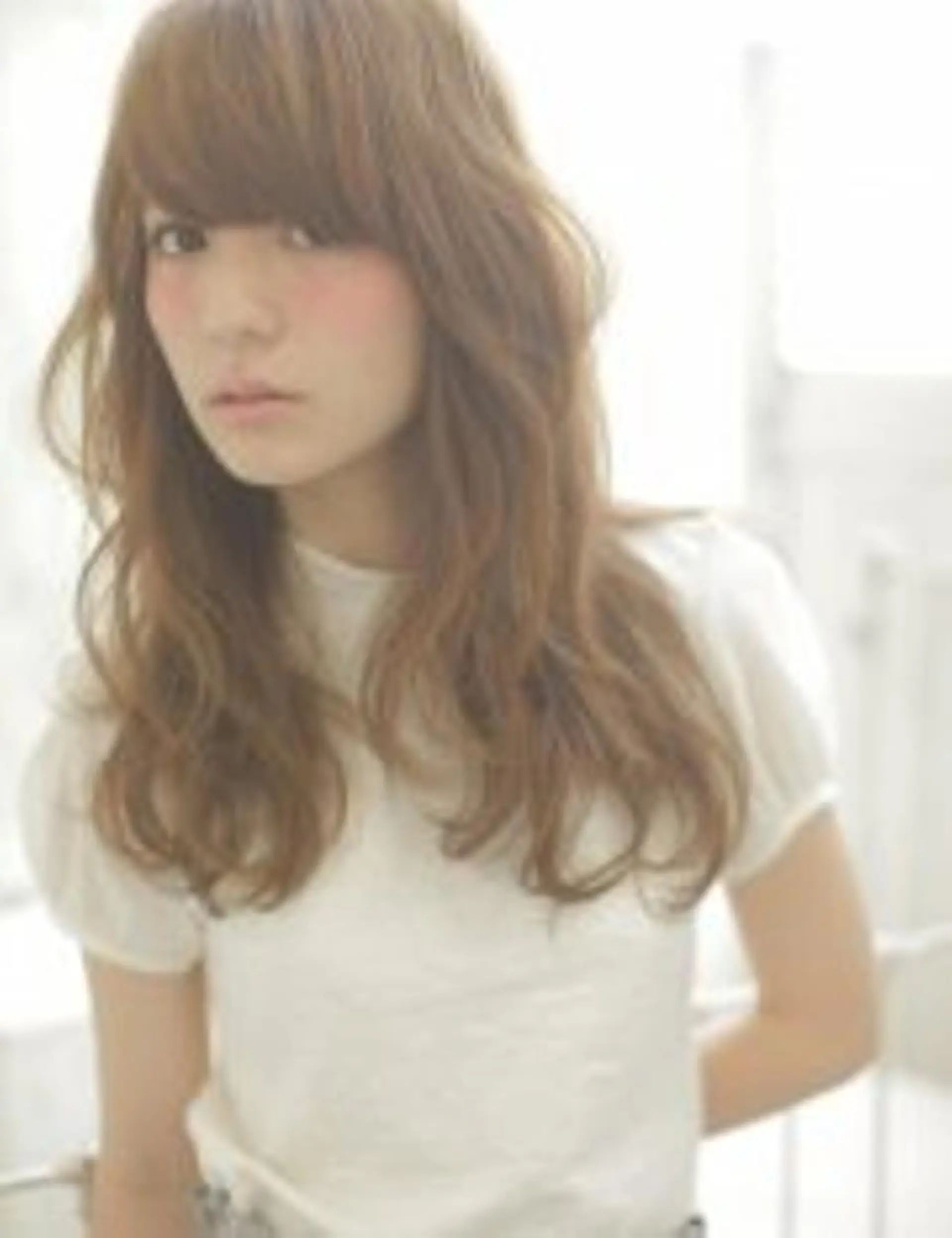 カラー マツエク・マツパ 木崎 竜平のヘアスタイル