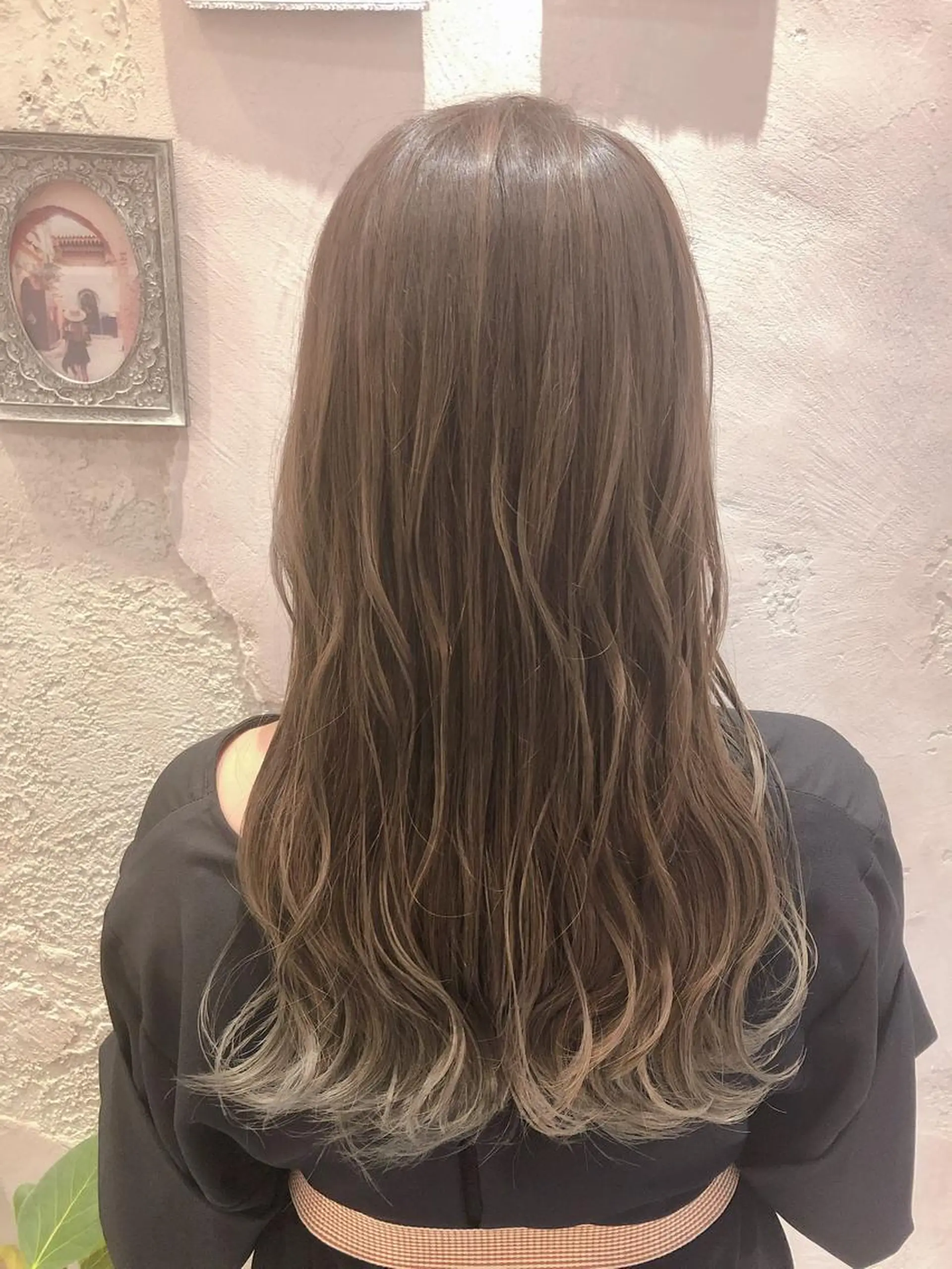 ミディアム アッシュ カット ヘアカラー トリートメント 代表山口ひな 髪質改善のプロのヘアスタイル