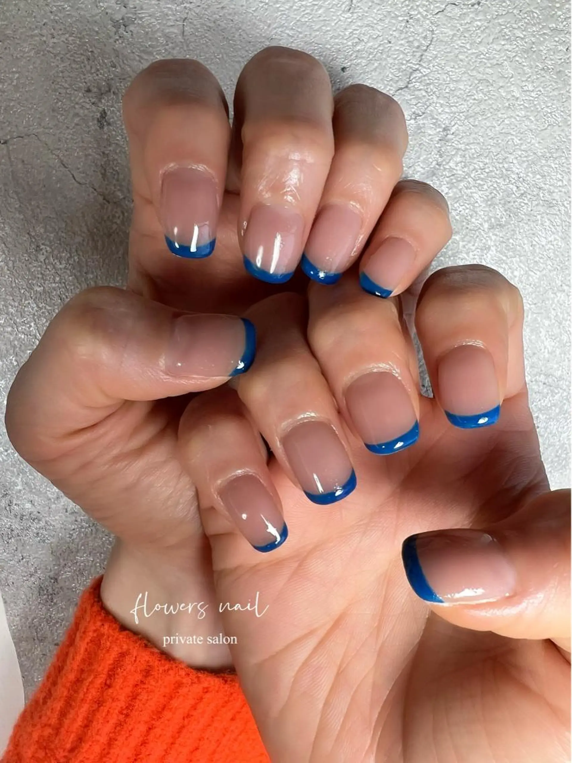 ネイル ブルー フレンチネイル ジェルネイル 持ち込み パラジェル flowers nailのネイルデザイン