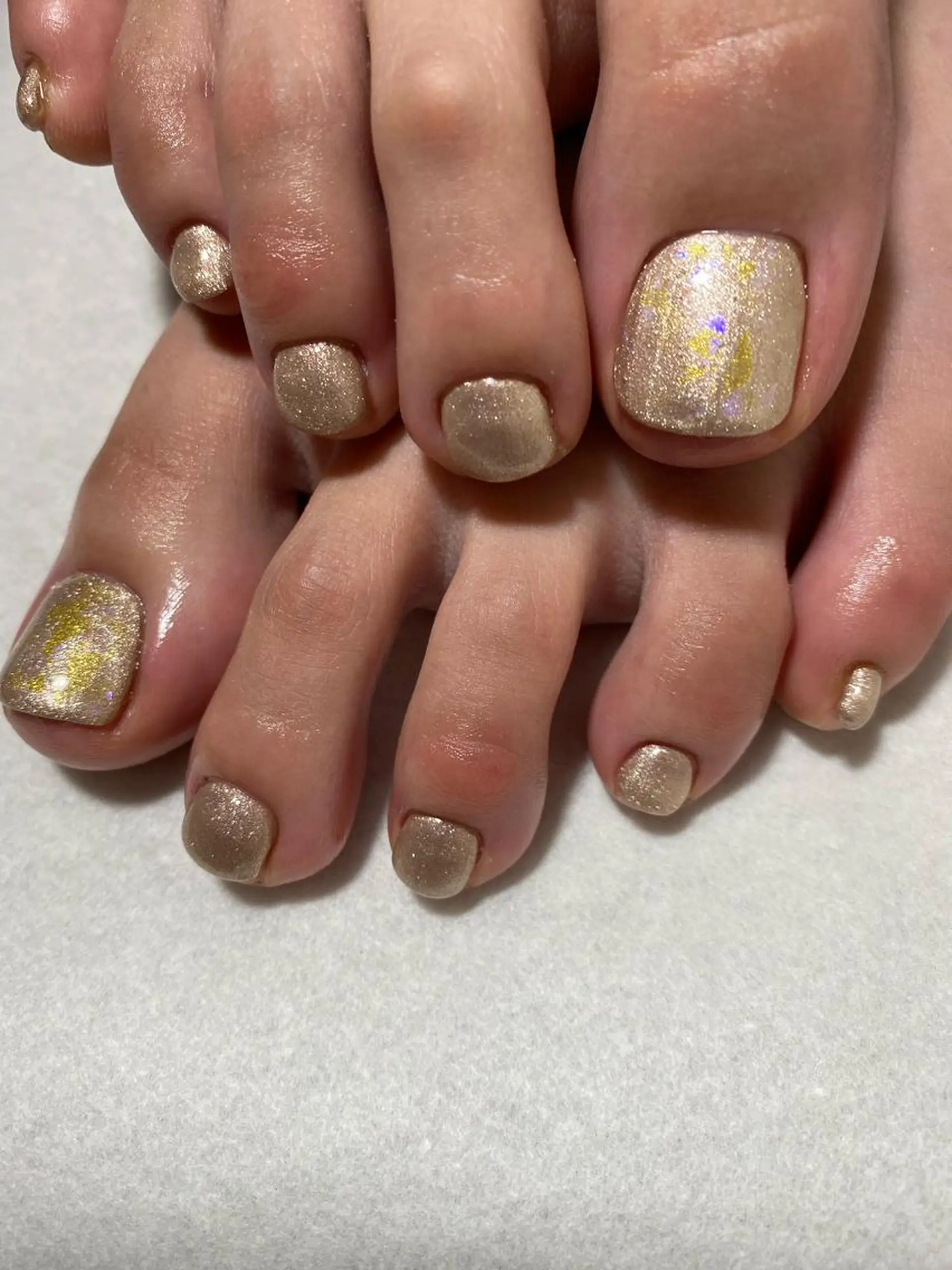 ネイル フットネイル ホログラムネイル ワンカラーネイル nail salon Bayのネイルデザイン