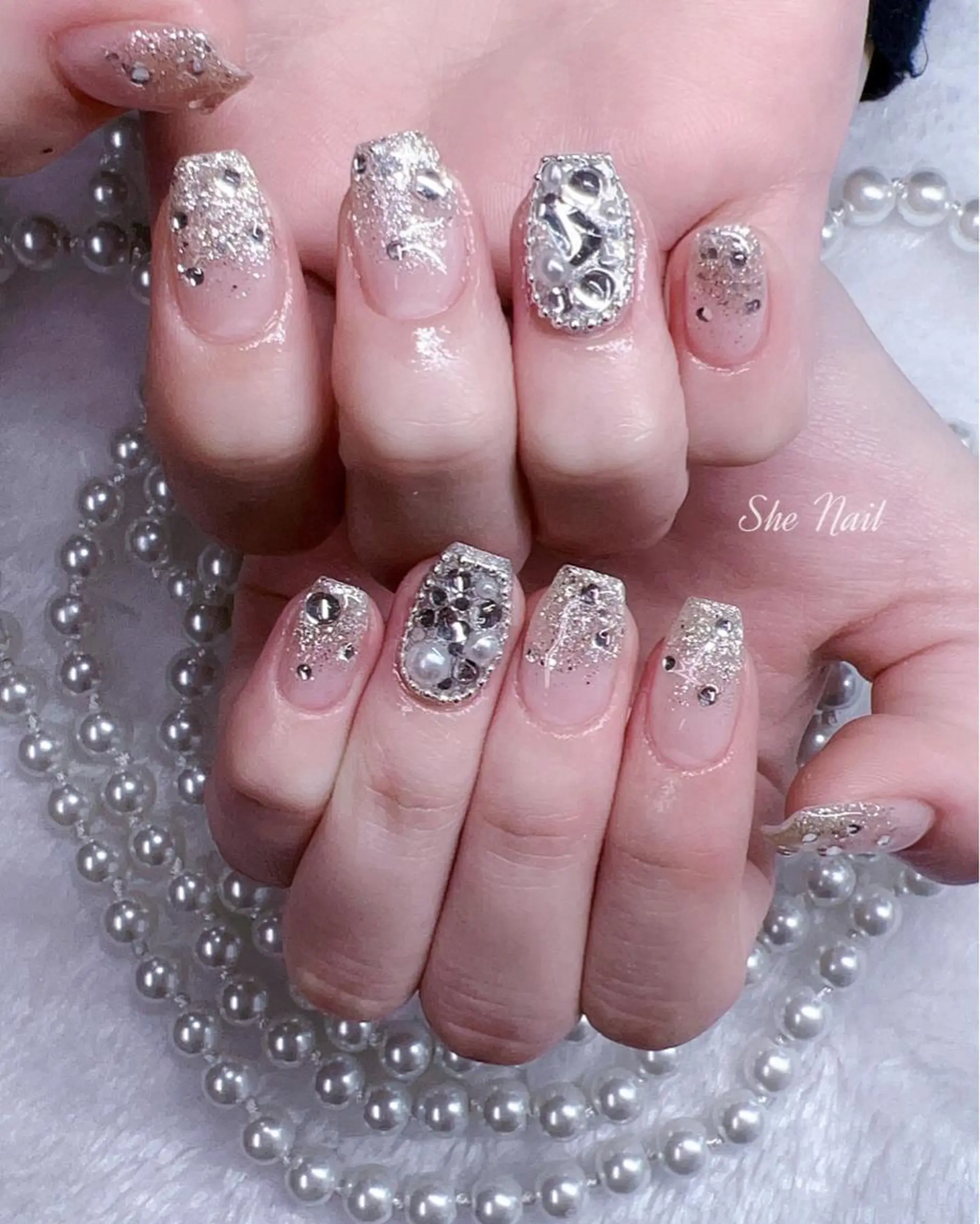 ネイル チークネイル 長さ出し フレンチネイル マグネットネイル 持ち込み ハンドネイル She   Nail所属・ISA_ BELLAのネイルデザイン