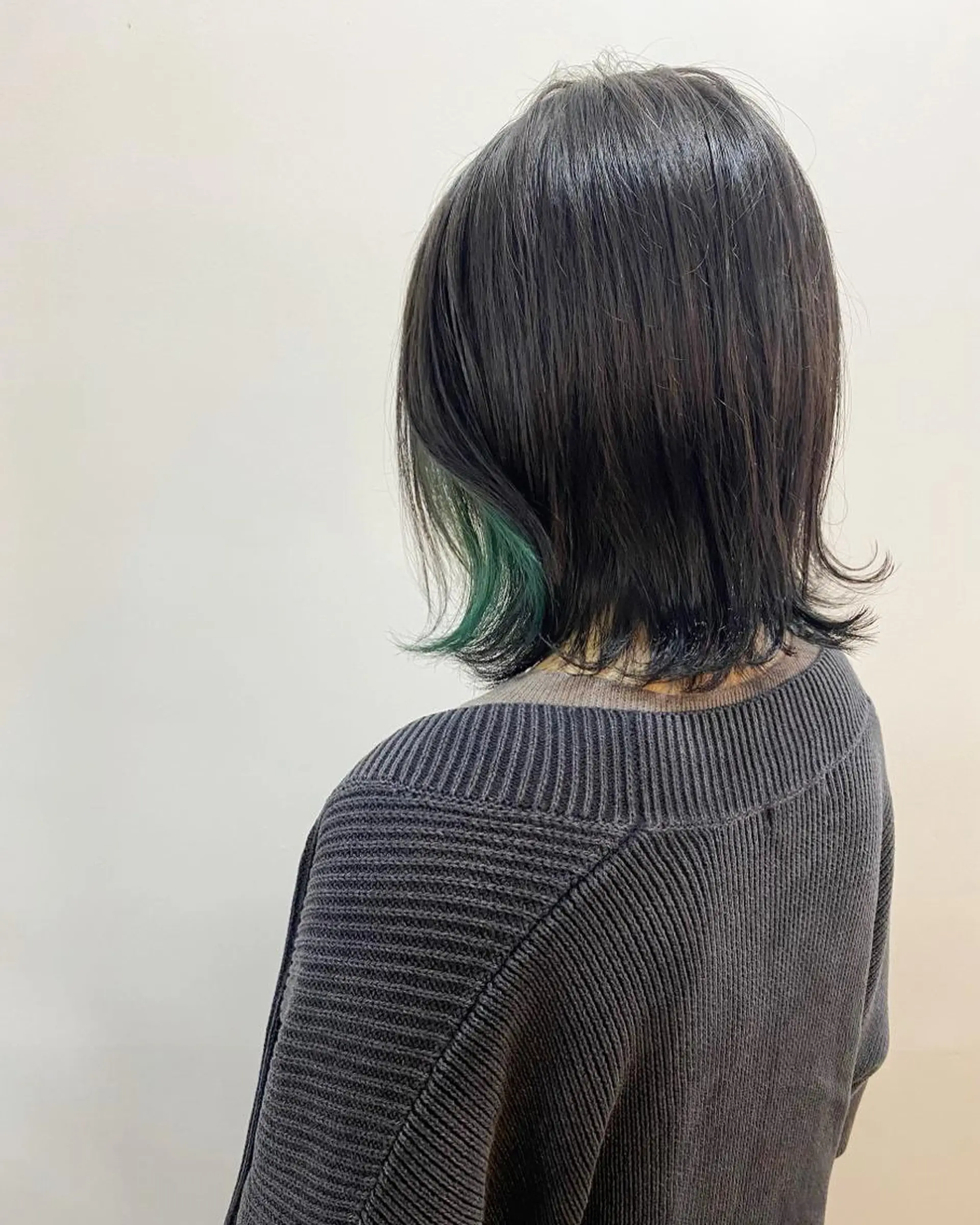 ショート カラー イヤリングカラー カット ヘアカラー トリートメント ヘッドスパ フラム所属・WATANABE MISAKIのヘアスタイル