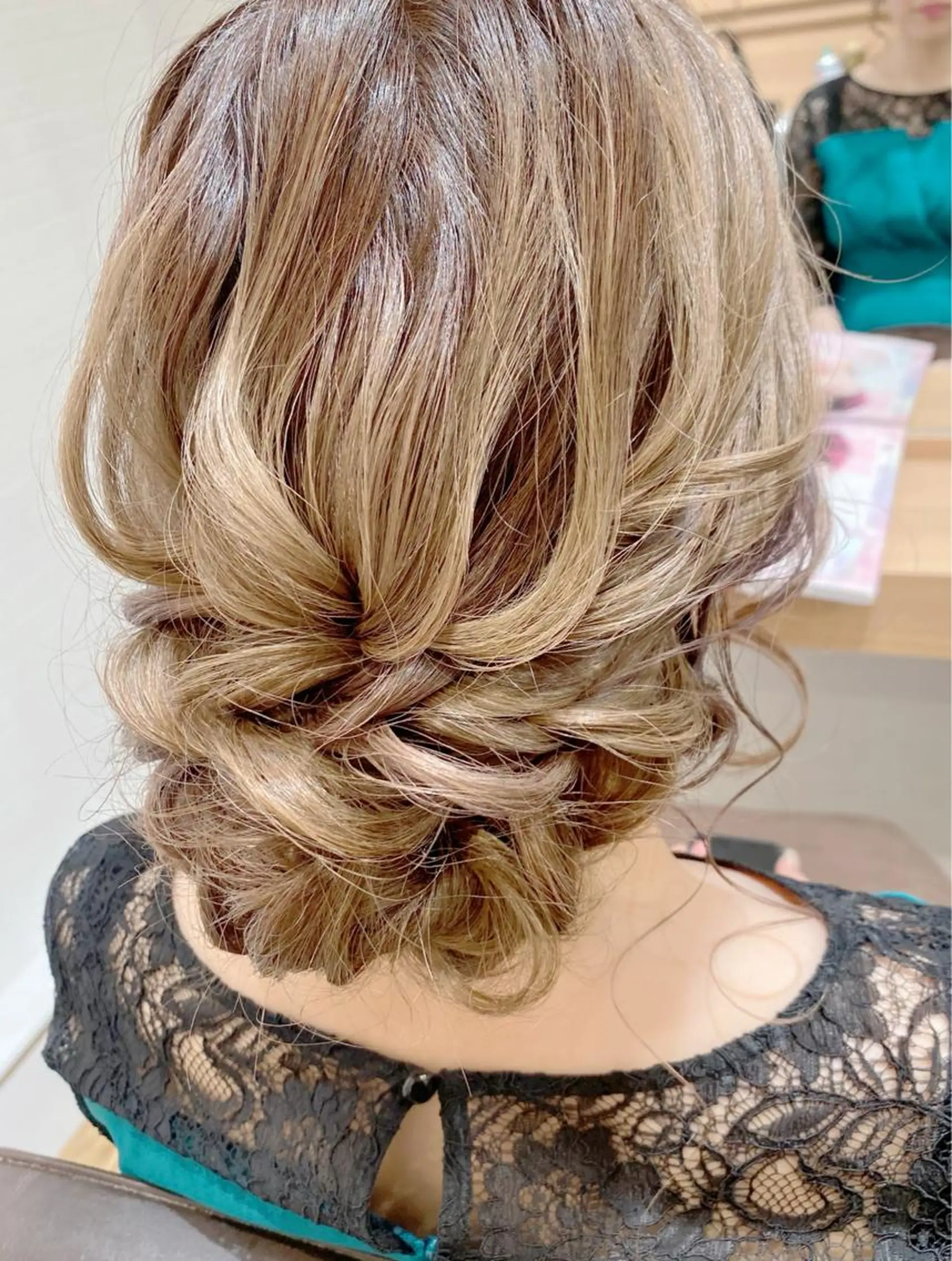 ヘアアレンジ ヘアセット GRANLUSSO 〜グランルッソ駅前店所属・木口 嘉美のヘアスタイル