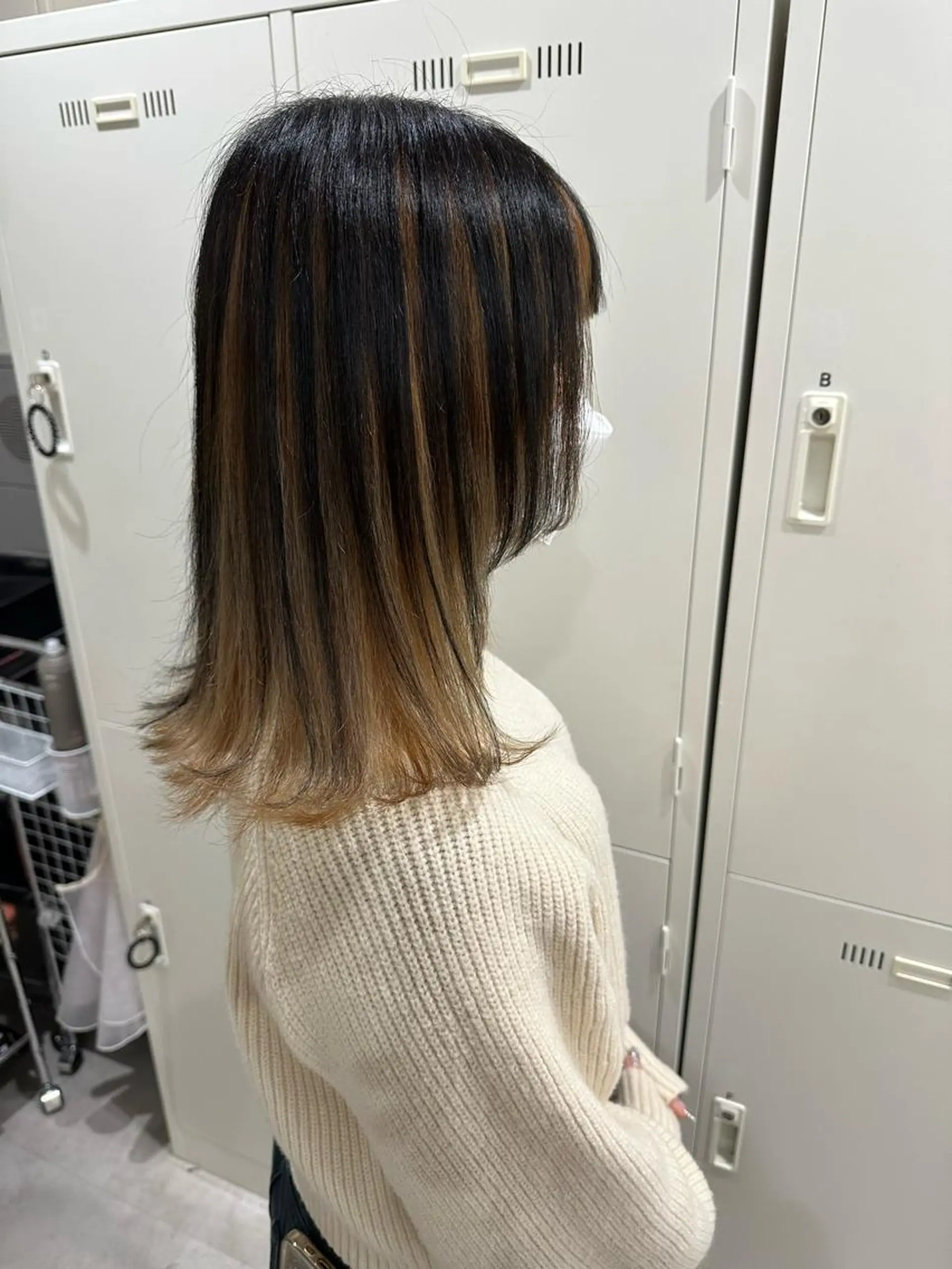 セミロング Rubik's茶屋町 MARINのヘアスタイル
