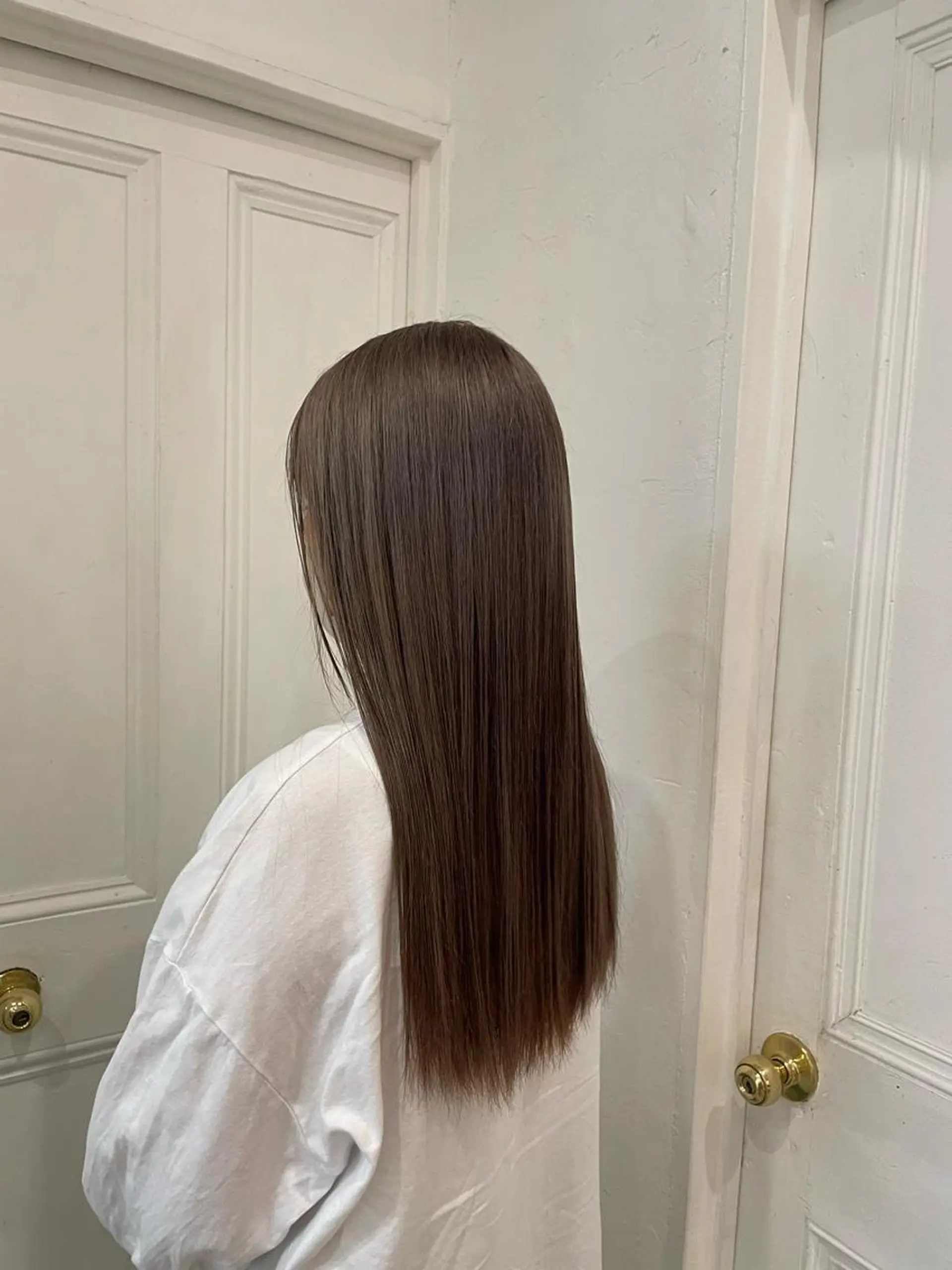 ロング カラー ベージュカラー HITOMI ショートカットのヘアスタイル