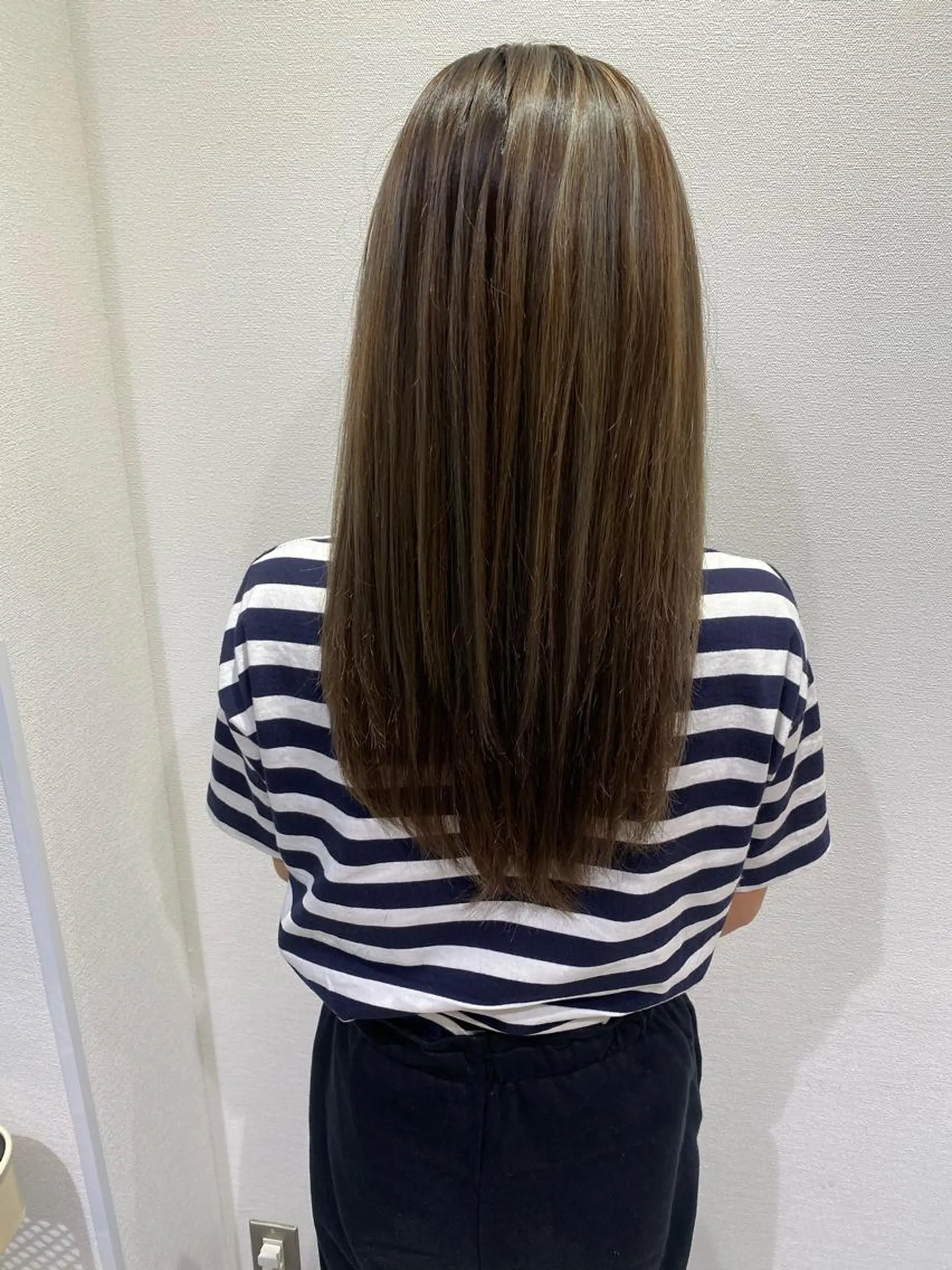 ロング ハイライト ヘアカラー トリートメント 💎大人ハイライト 💎上杉一也💎のヘアスタイル