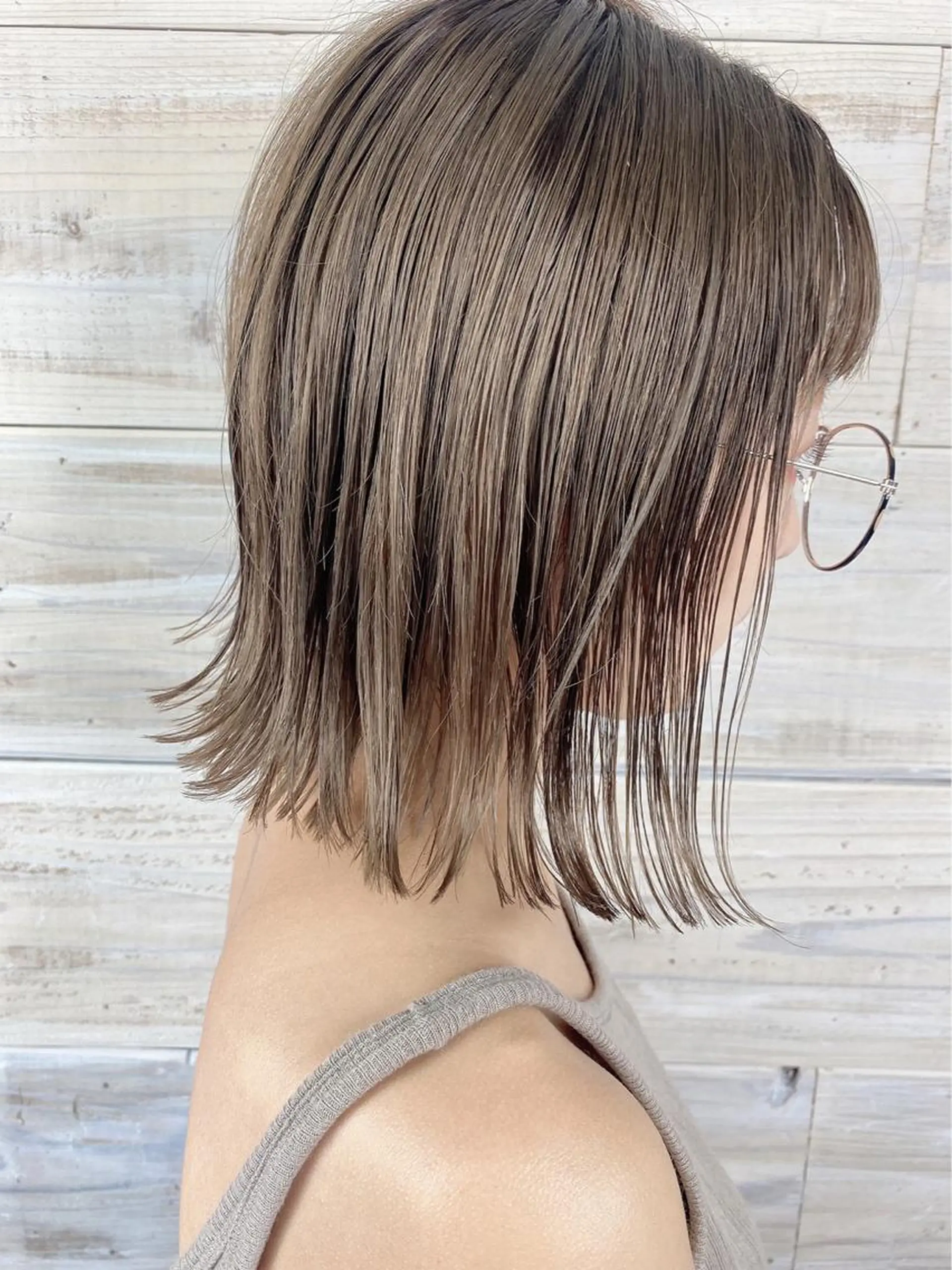 ミディアム カラー ハイライトカラー ハイライト カット ヘアカラー トリートメント 黒木 栞のヘアスタイル
