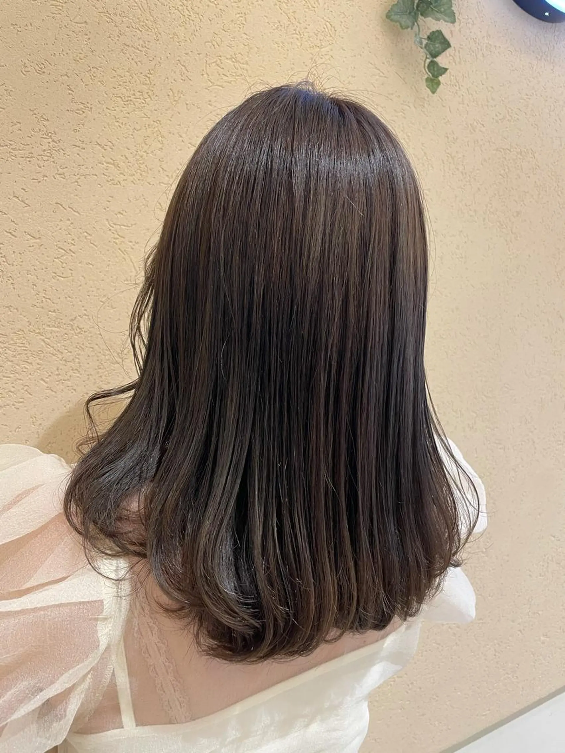 セミロング カラー シャドールーツ美容師 篠原康太のヘアスタイル