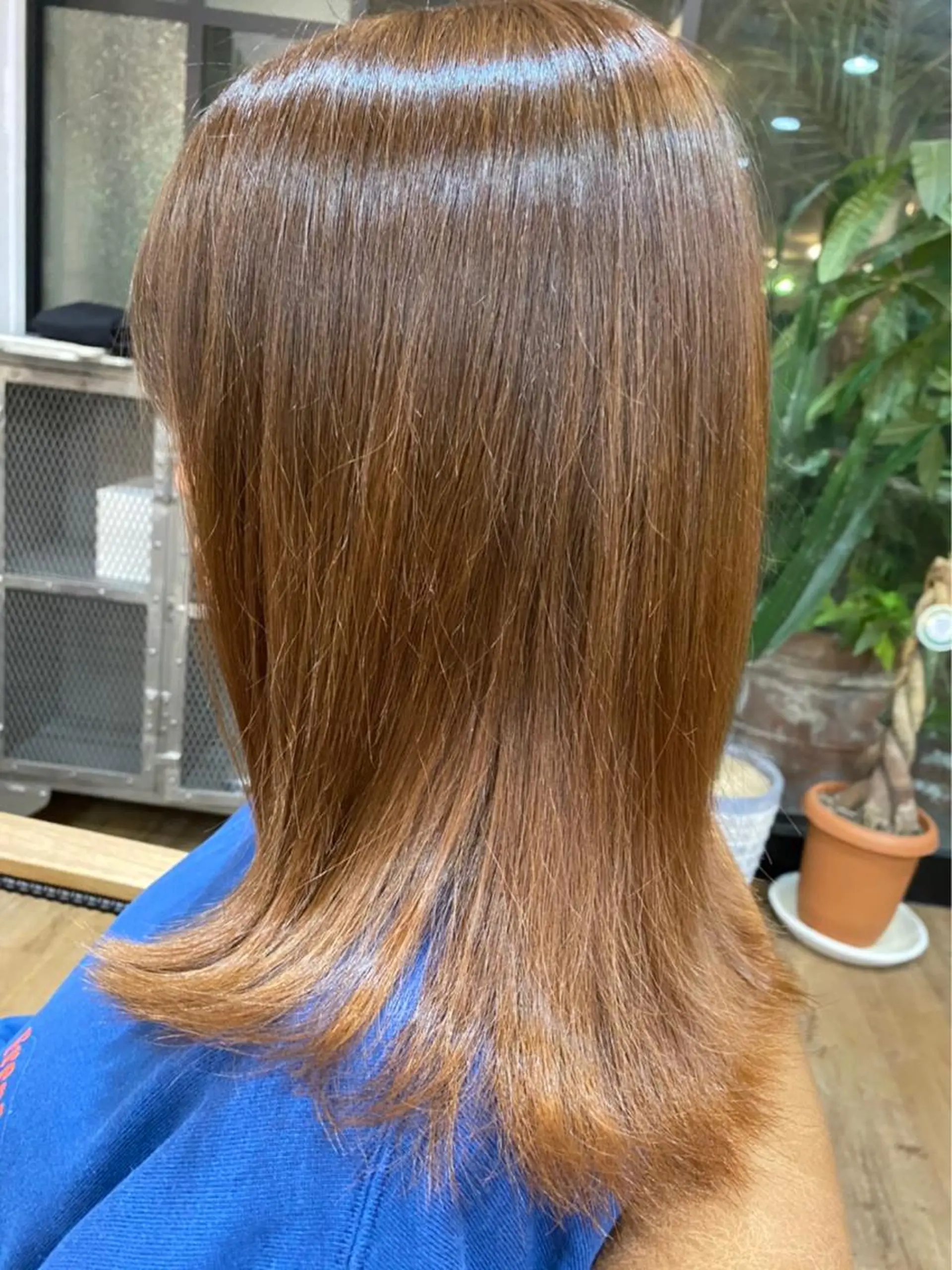 ミディアム カラー ブリーチ グラデーションカラー ブリーチなしカラー SHIAN 八王子 🦋小林 美羅🦋のヘアスタイル