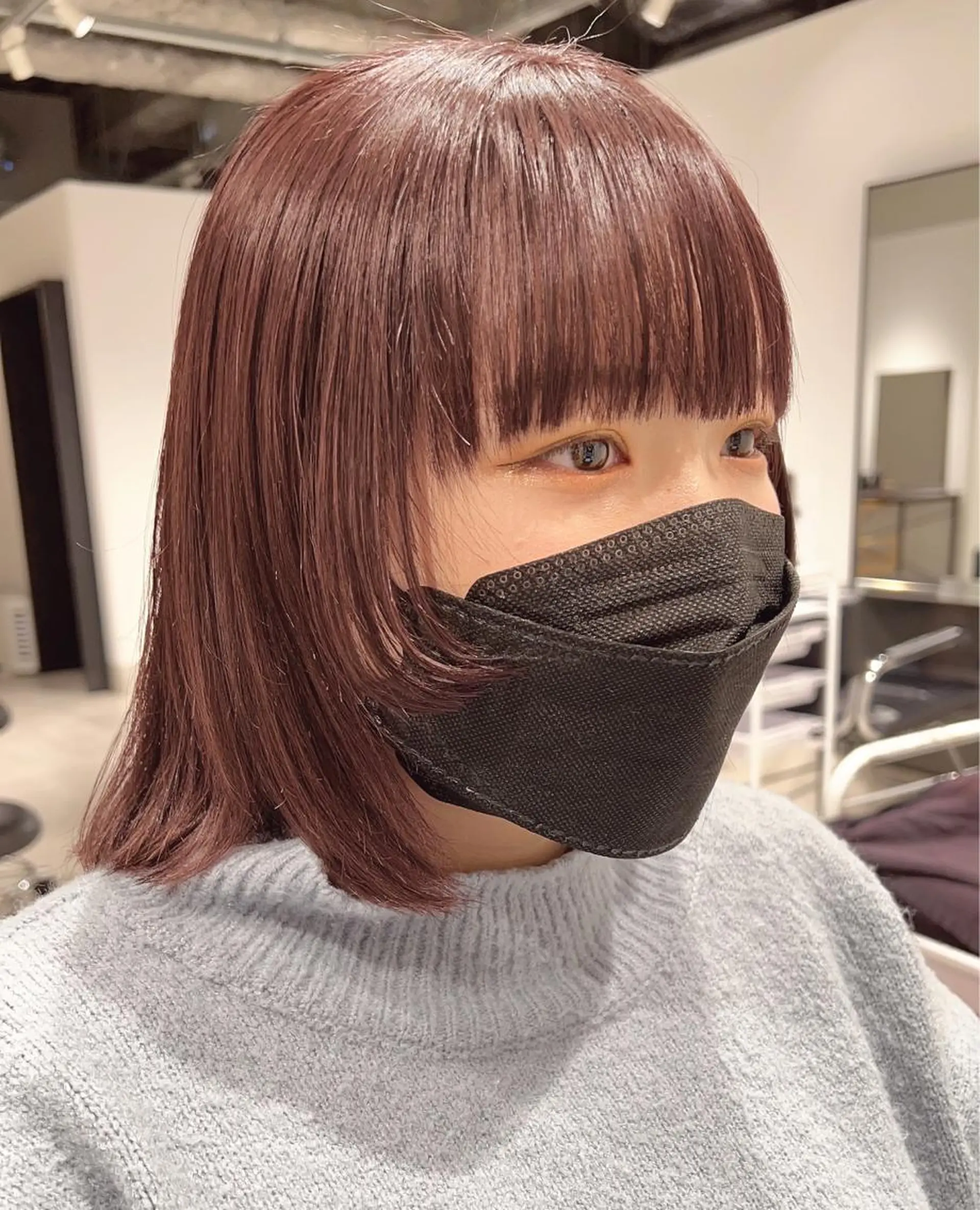 ミディアム カラー ボルドーカラー カット ヘアカラー 縮毛矯正 トリートメント ヘッドスパ ヘアセット GO TODAY SHAIRE SALON 渋谷モディ所属・スキバサミを使わない カット🌼唯🌼のヘアスタイル