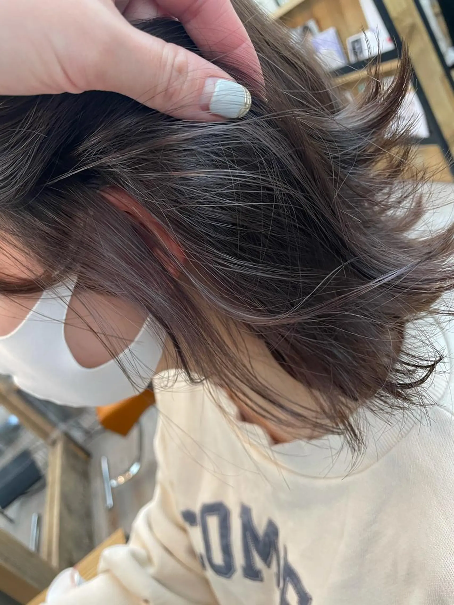 ミディアム カラー ヘアカラー トリートメント 前髪顔周り✂️店長 ❤️アマミヤ❤️のヘアスタイル