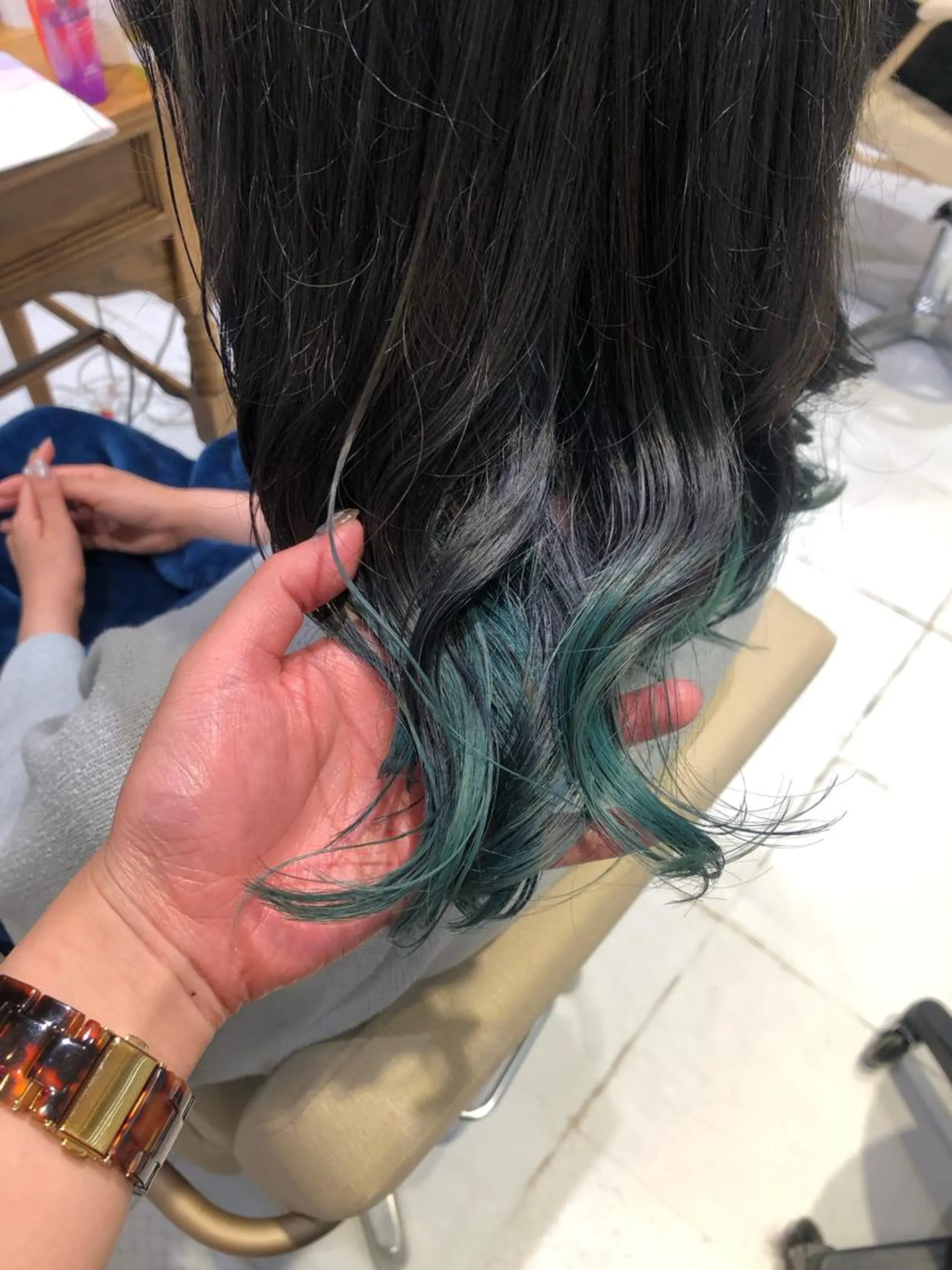 ミディアム カラー ブルーカラー カット ヘアカラー トリートメント お顔まわりカット/ 耳ツボジュエリー🍑のその他イメージ