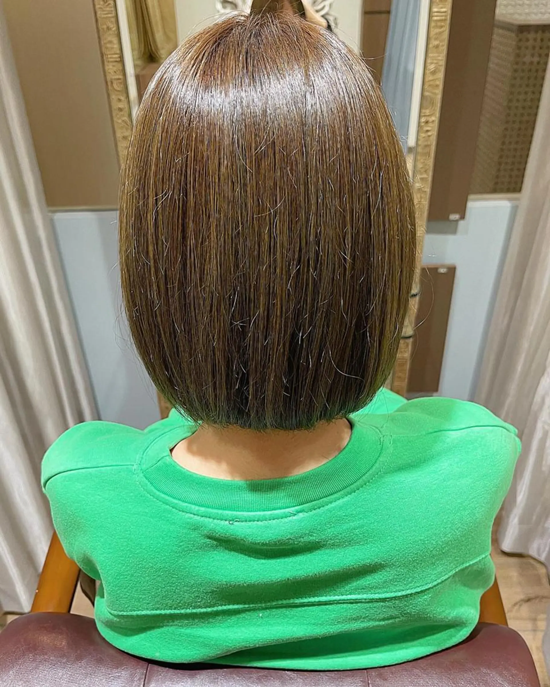 カラー ショートボブ アッシュ バレイヤージュ ミストバング ベージュカラー 🫧髪質改善艶カラー _マエダ 🫧のヘアスタイル