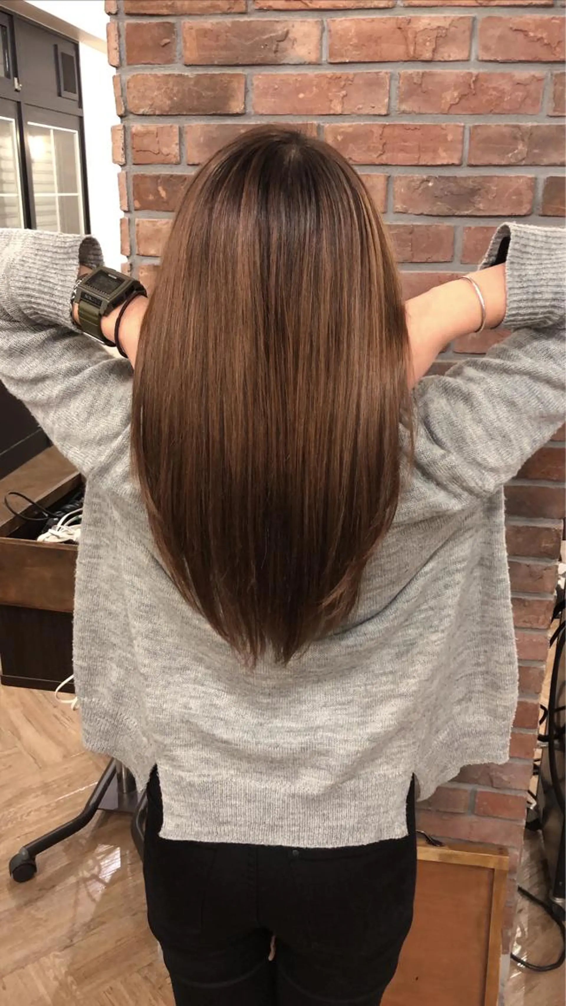 セミロング カラー Michel by chainon    ミッシェルバイシェノン所属・美髪職人/傷ませない カラー/橋本拓弥のヘアスタイル