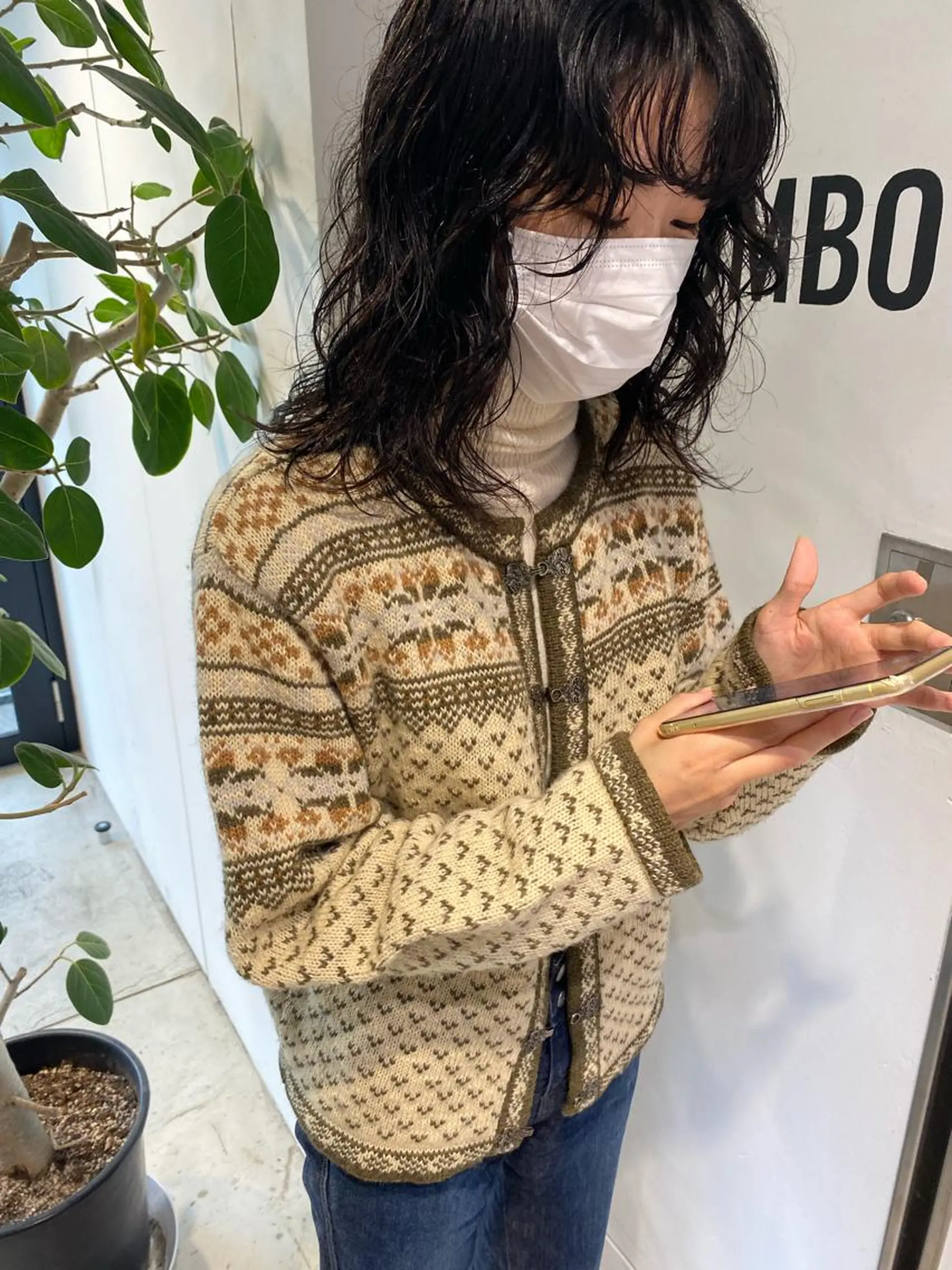 セミロング カラー パーマ ヘアアレンジ メンズ キッズ ネイル マツエク・マツパ アイブロウ メンズパーマ セミロングパーマ パーマスタイル🔅 sayacaのヘアスタイル