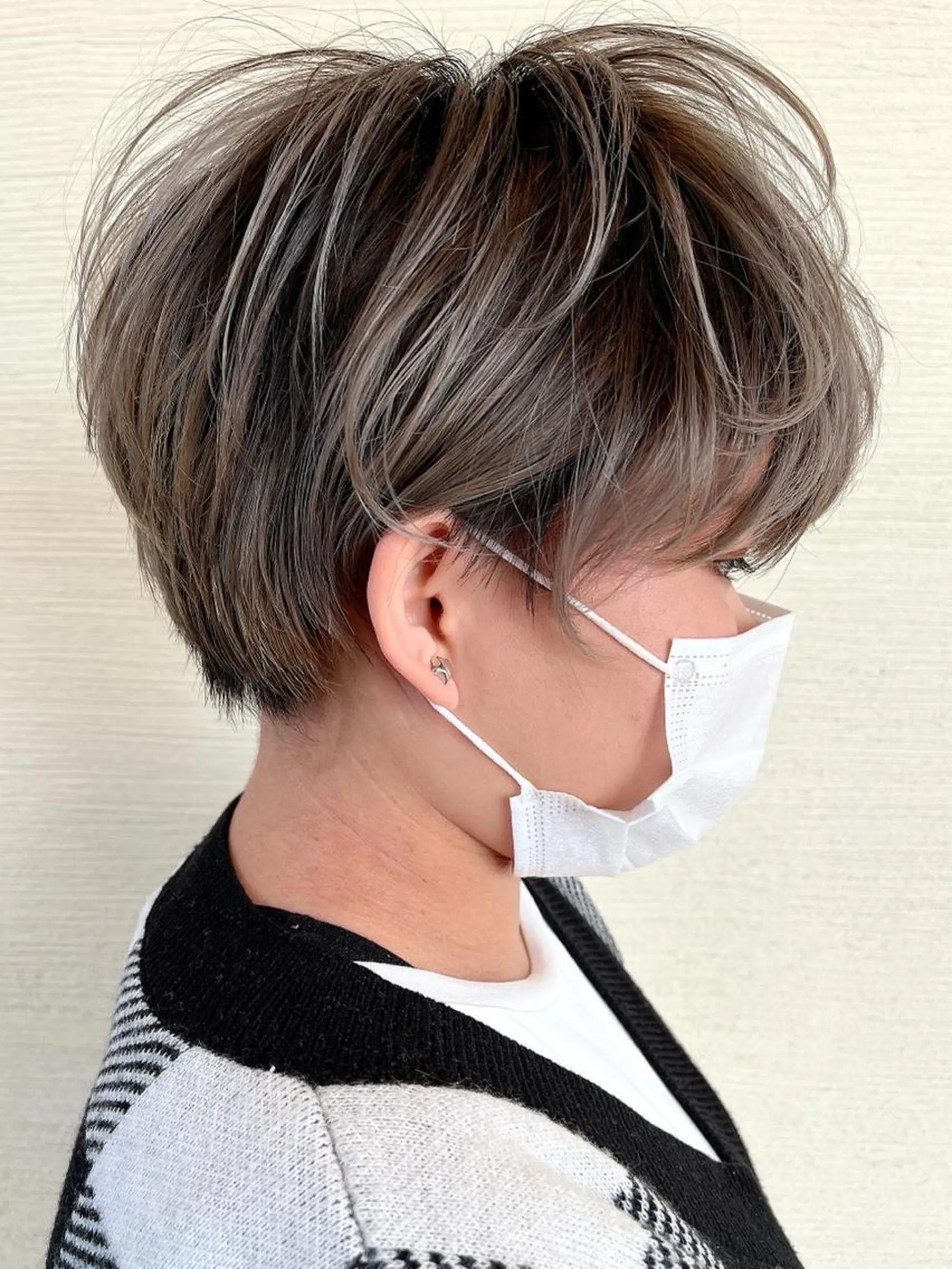 ショート ショートヘア ヘアカラー 小塚 和眞のヘアスタイル
