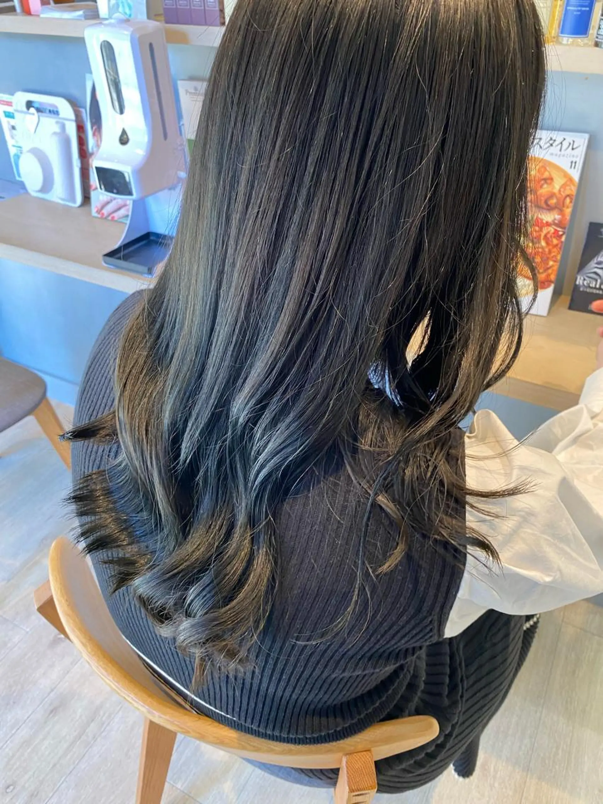 セミロング ヘアカラー ROCCO3rd / りんなのヘアスタイル