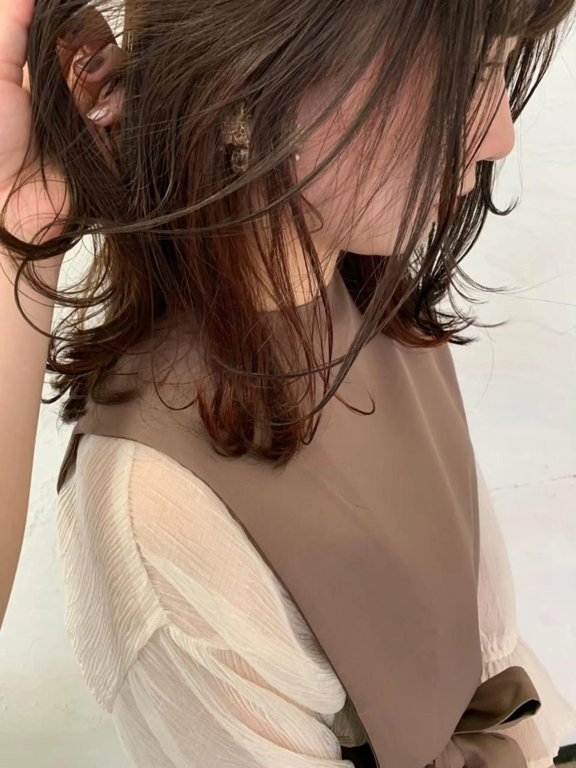 ミディアム カラー ベージュカラー インナーカラー オレンジ オレンジベージュ 顔周りカット ヘアカラー SiLO 【シロ】のヘアスタイル