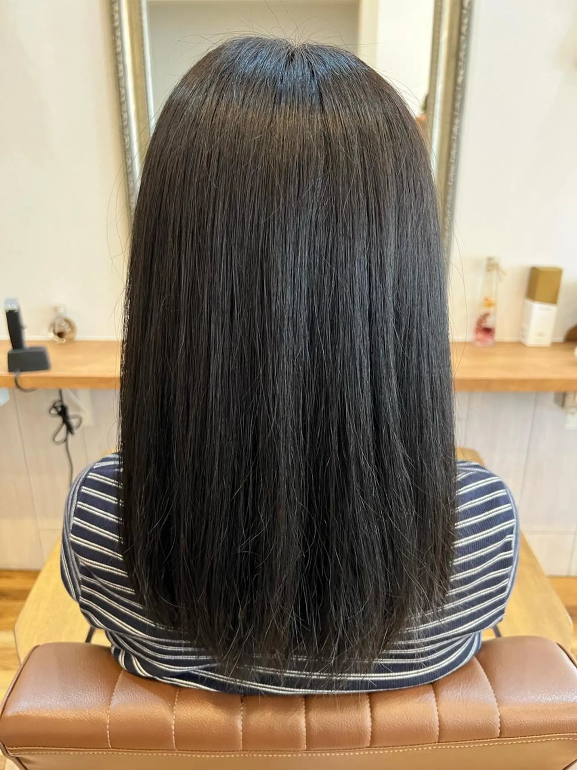 ロング カラー 黒髪 ブラウンカラー 美容室Class所属・🐰ハイトーンカラー 畠山　渡🐰のヘアスタイル