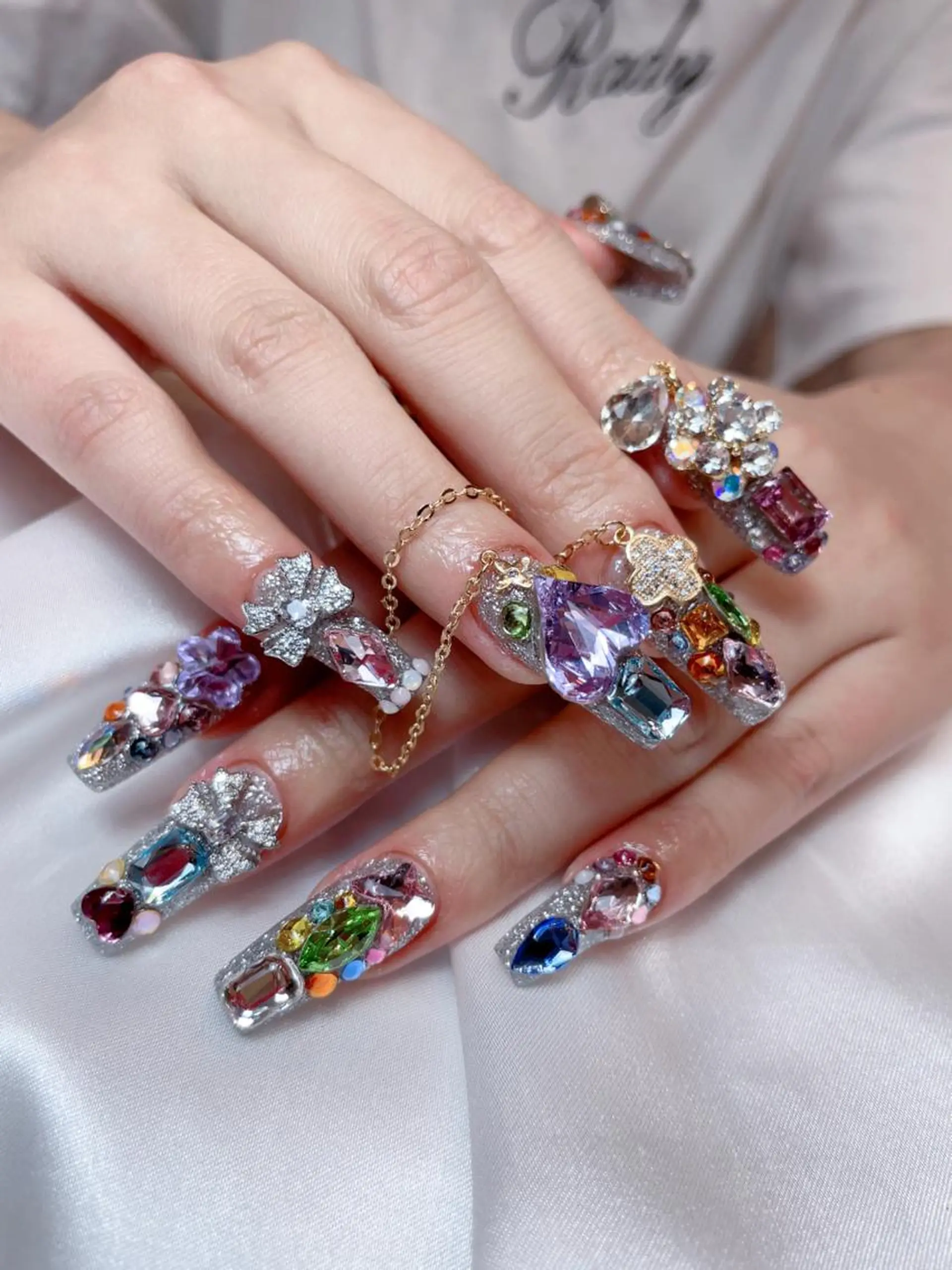 ネイル salon de Tiaraのネイルデザイン
